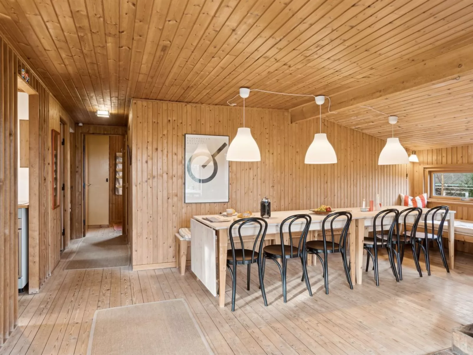 "Gunward" - 3km from the sea-Inside