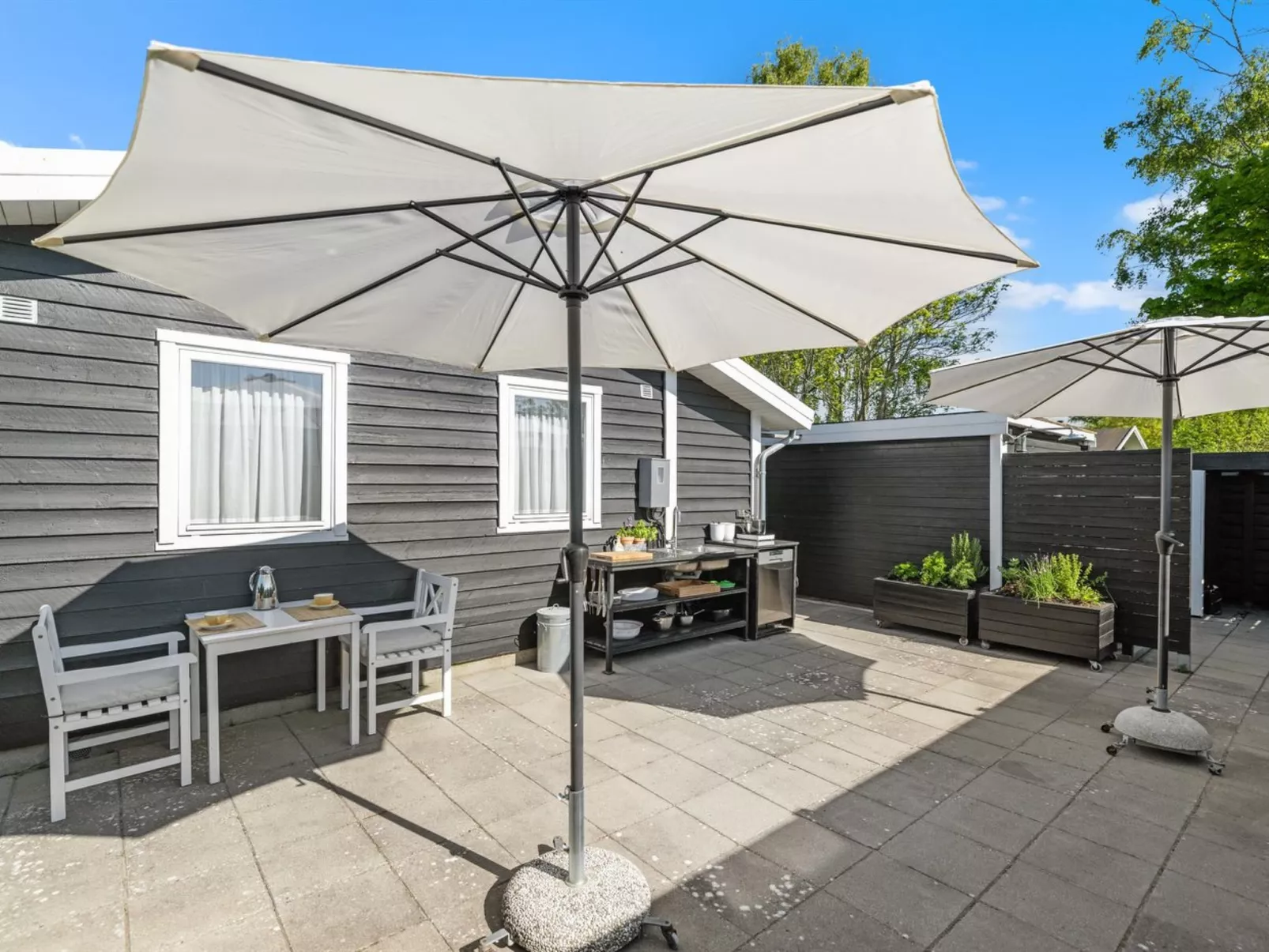 "Iven" - 140m from the sea-Draußen