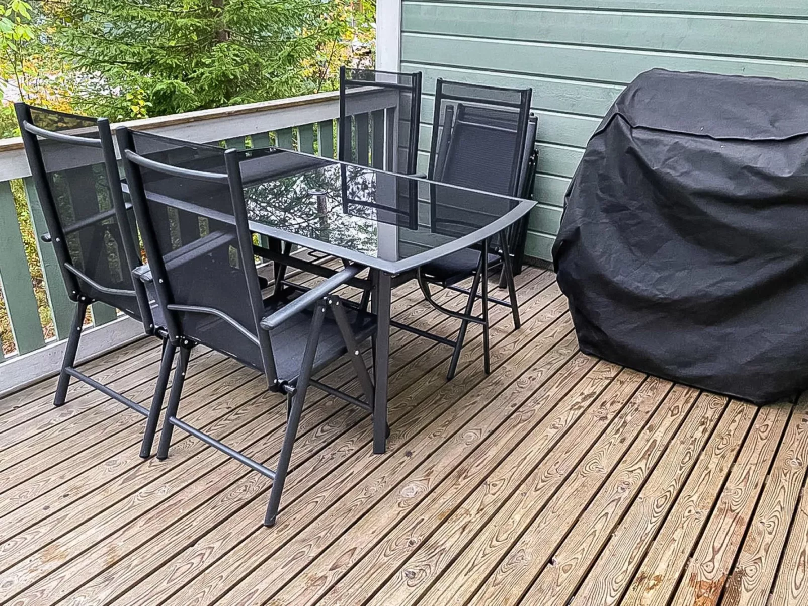 Ilvesportti 9 a 1-Dedans