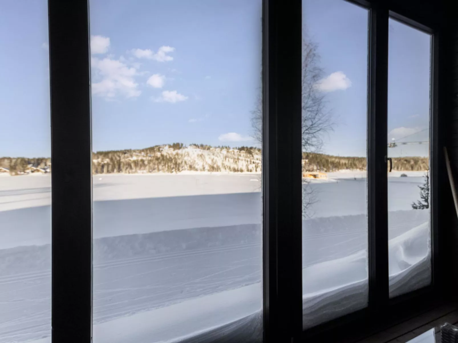 Sun&skivillas 5. (3mh)-Drinnen