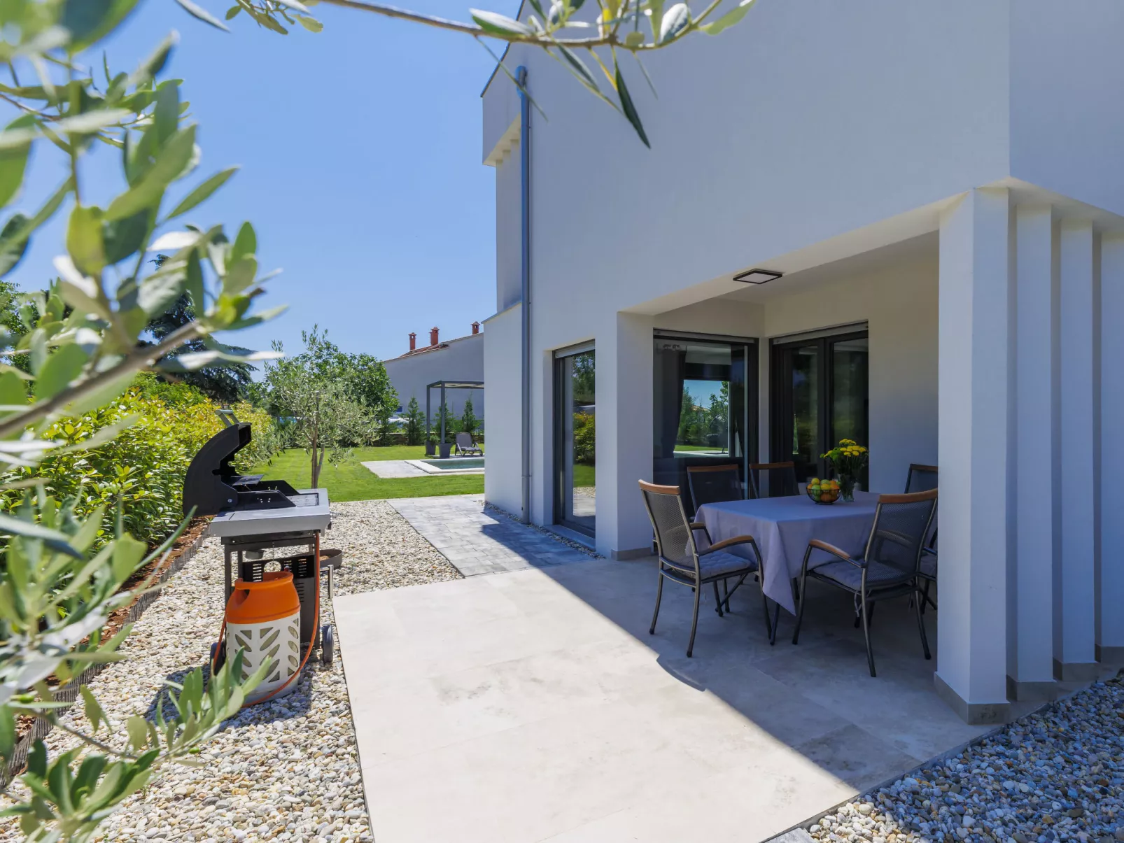 Villa Essea-Dehors