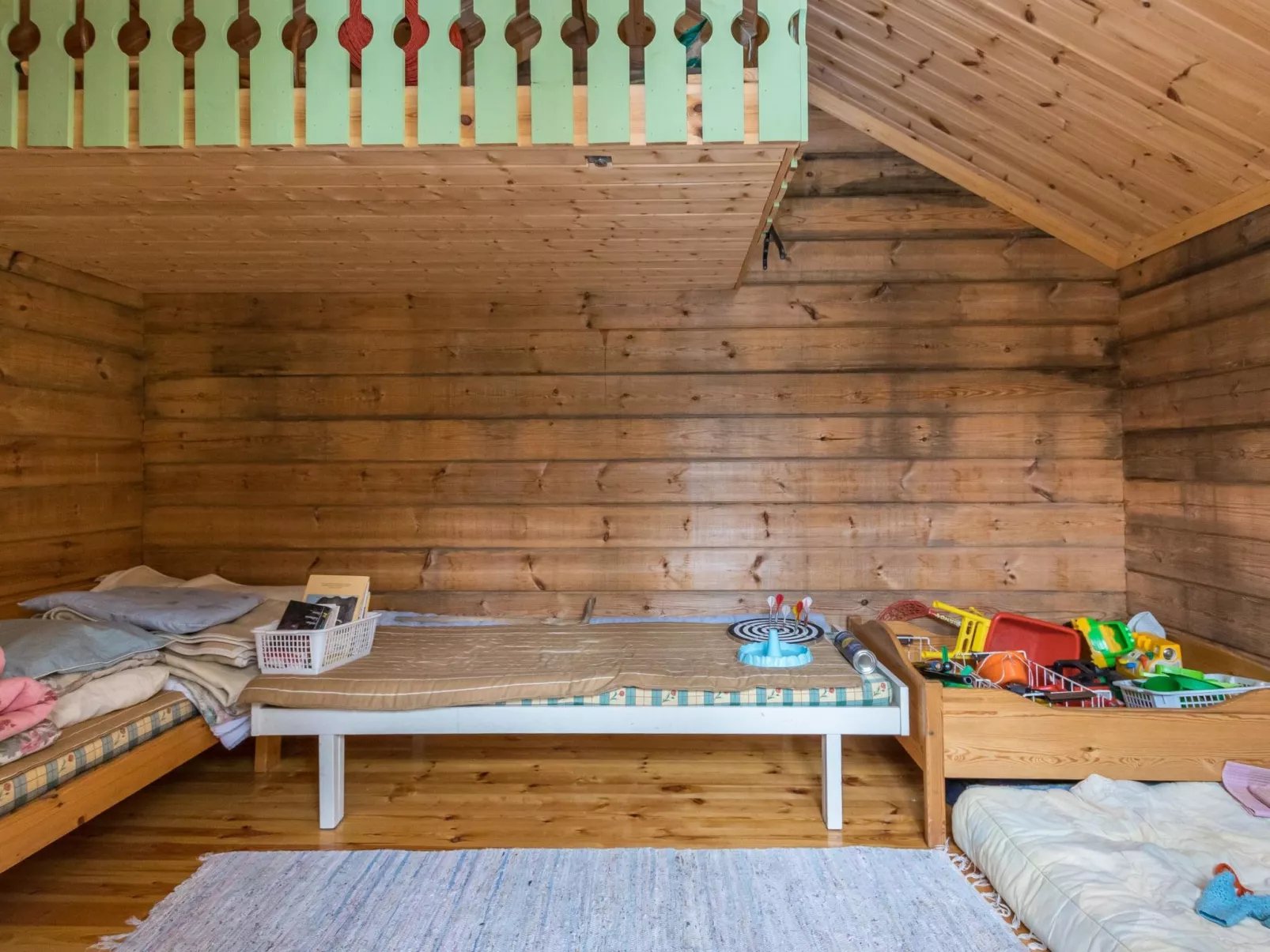 Pikku harrila-Dedans