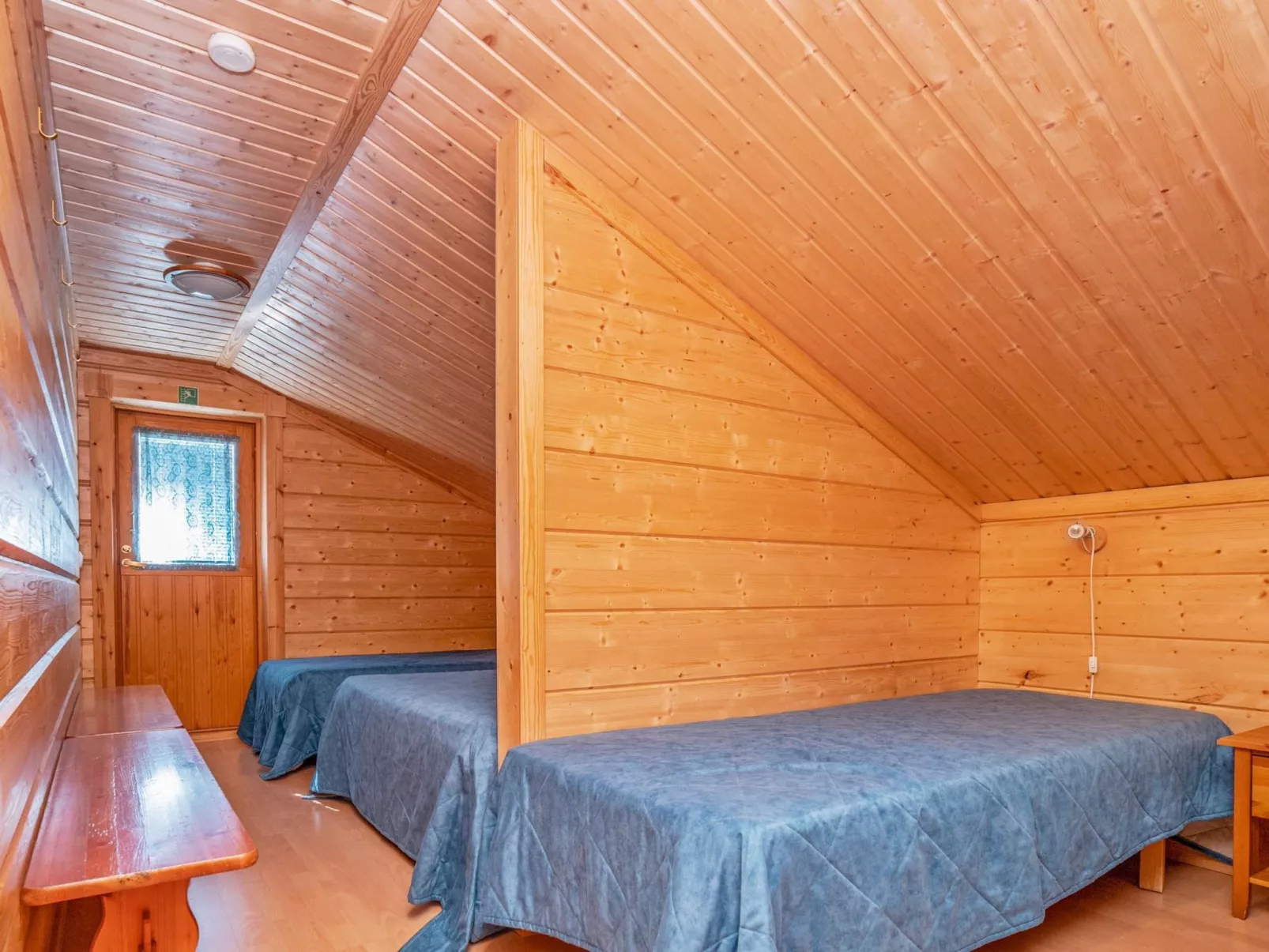 Kinostupa 1a (2)-Inside