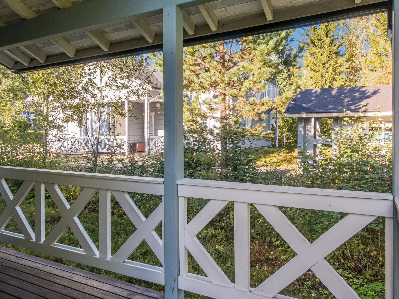 Klz 1. akaatti-Dedans