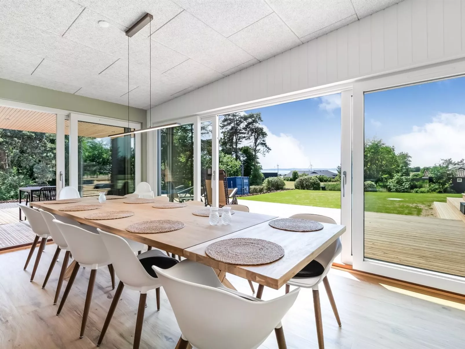 "Arjuna" - 750m from the sea-Inside