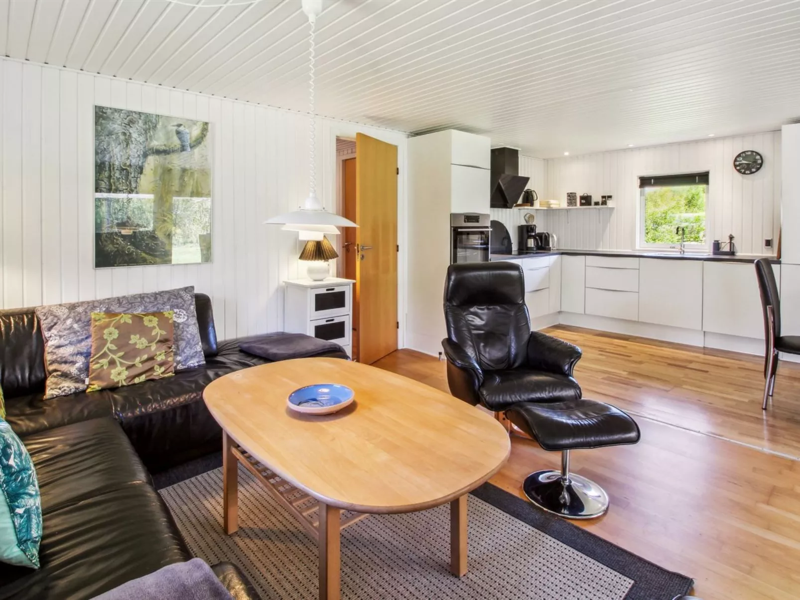 "Alia" - 30km from the sea-Drinnen