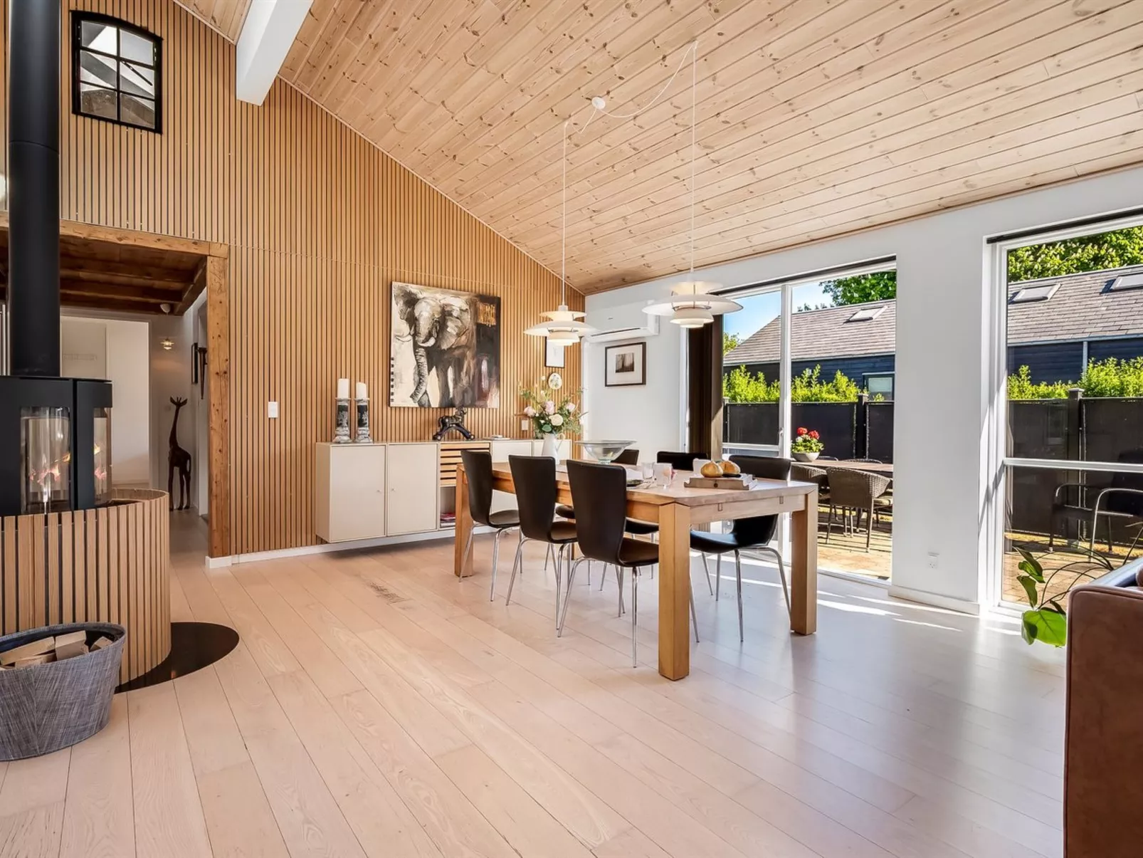 "Shania" - 300m from the sea-Inside