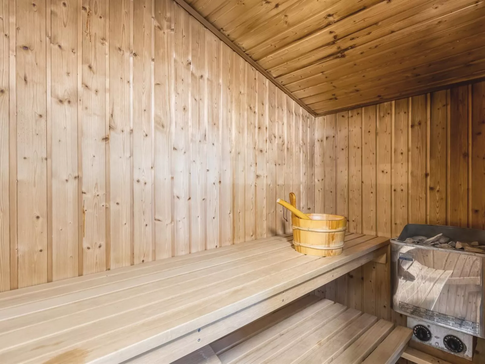 "Xaverius" - 30m from the sea-Drinnen