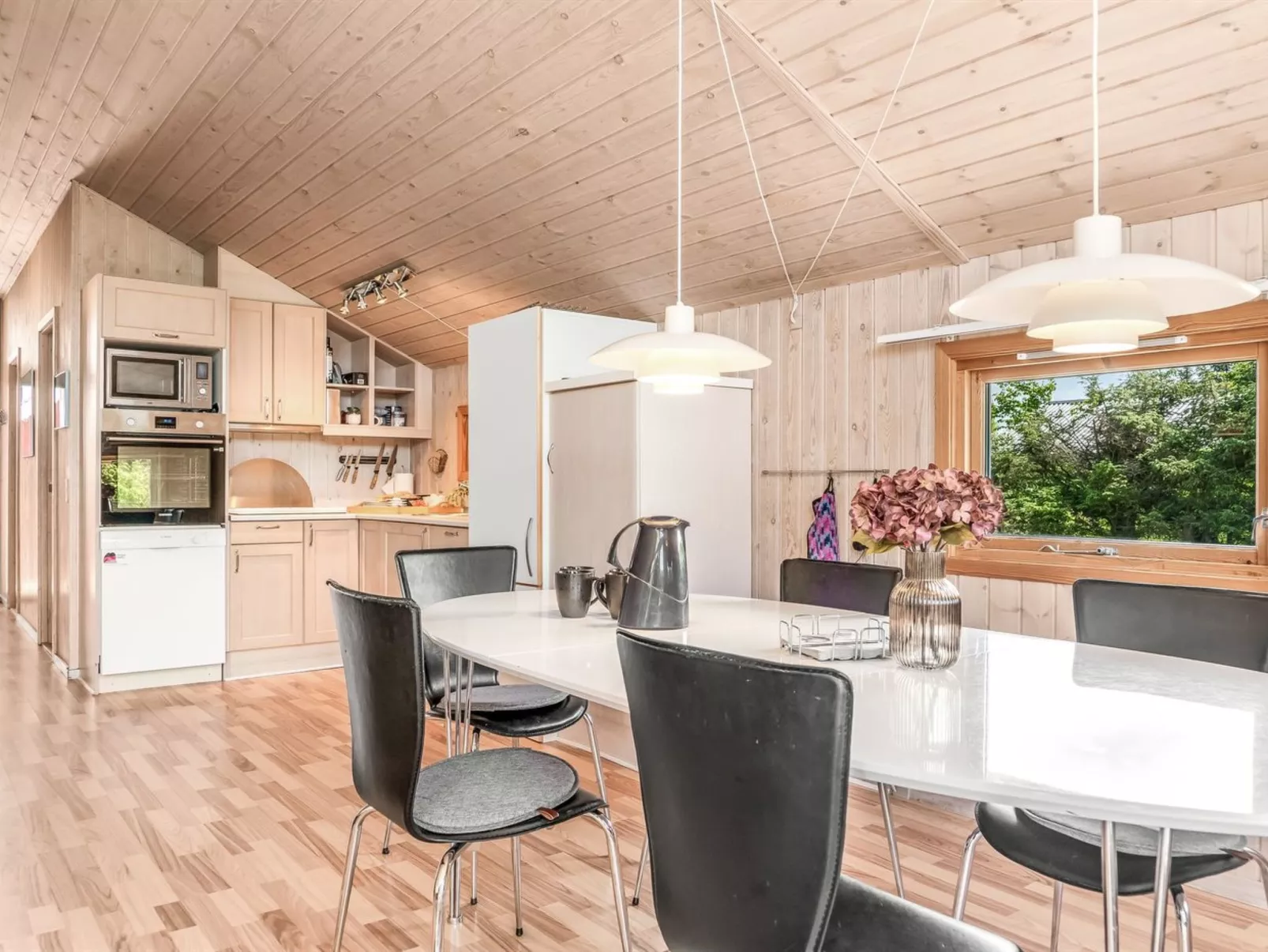 "Hans" - 1.2km from the sea-Dedans