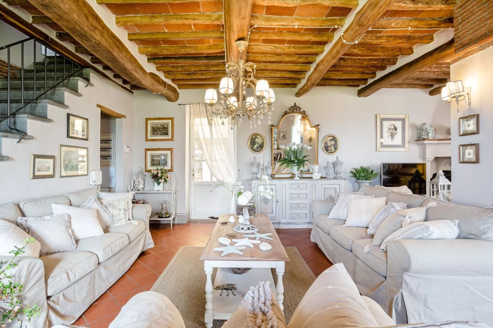 Villa Il Palagio-Living room