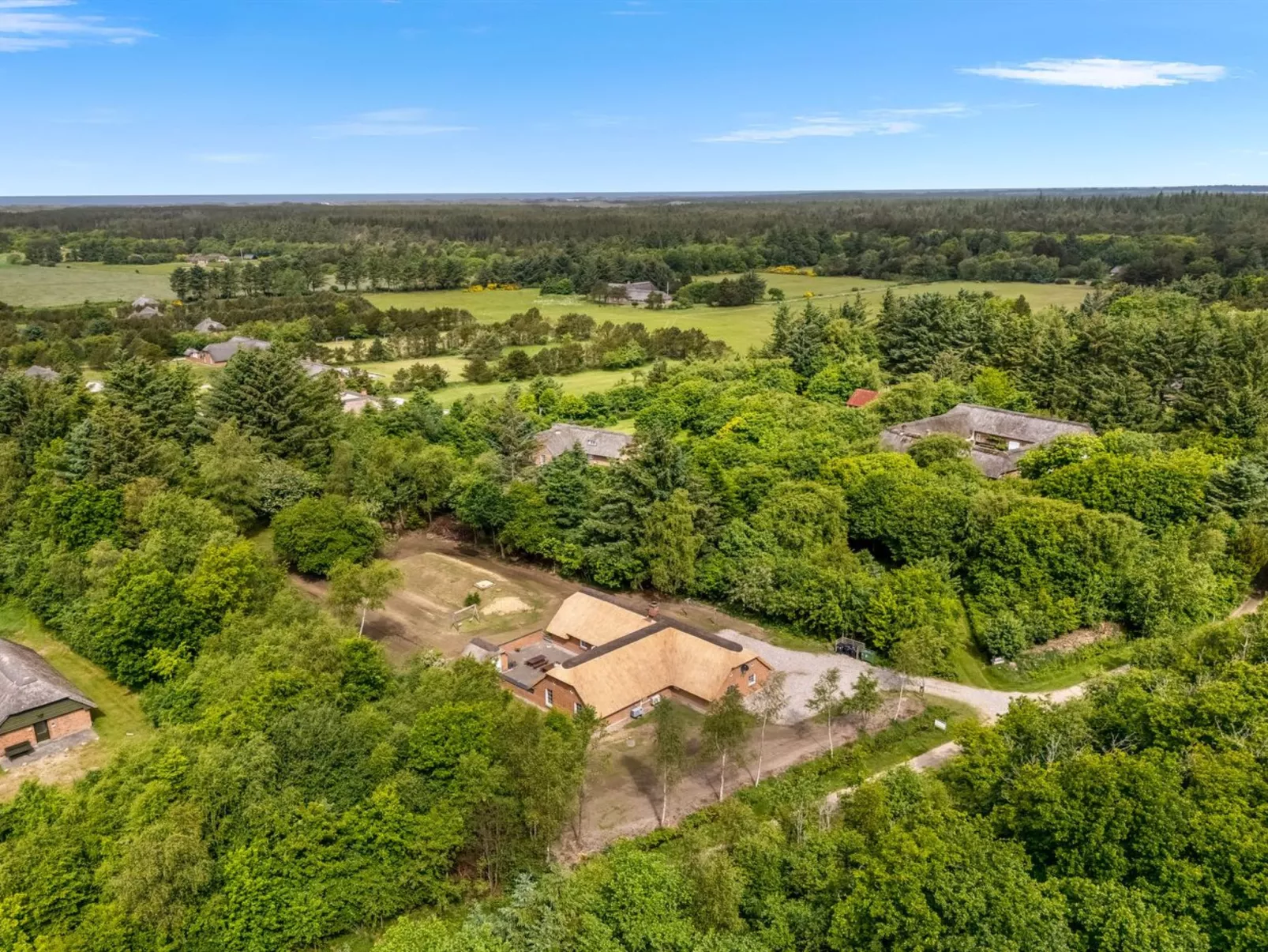 "Ulf" - 2km from the sea-Draußen