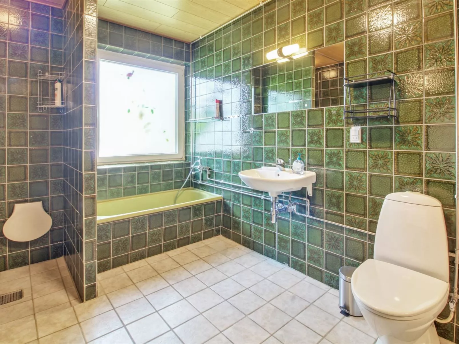 "Drine" - 19km from the sea-Inside