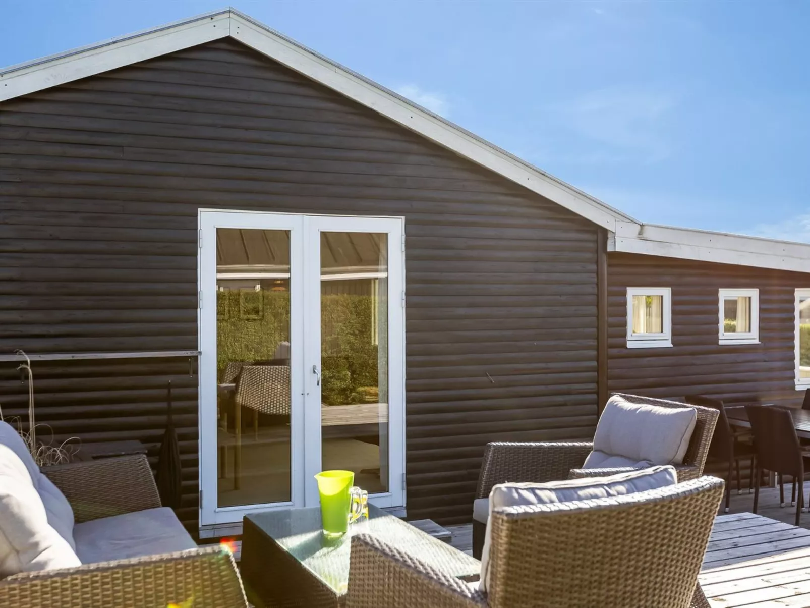 "Raymond" - 175m from the sea-Draußen