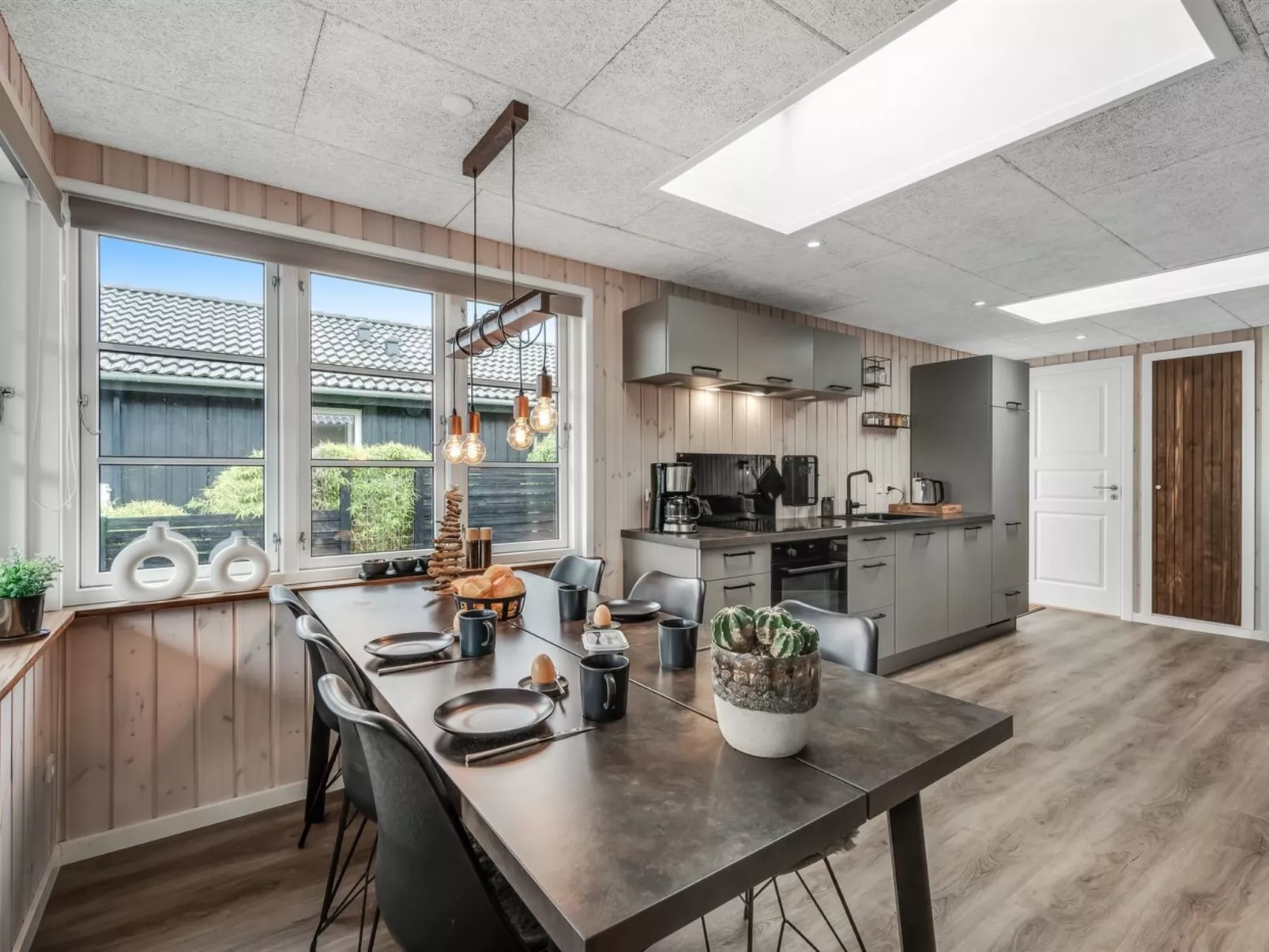 "Urda" - 50m from the sea-Dedans