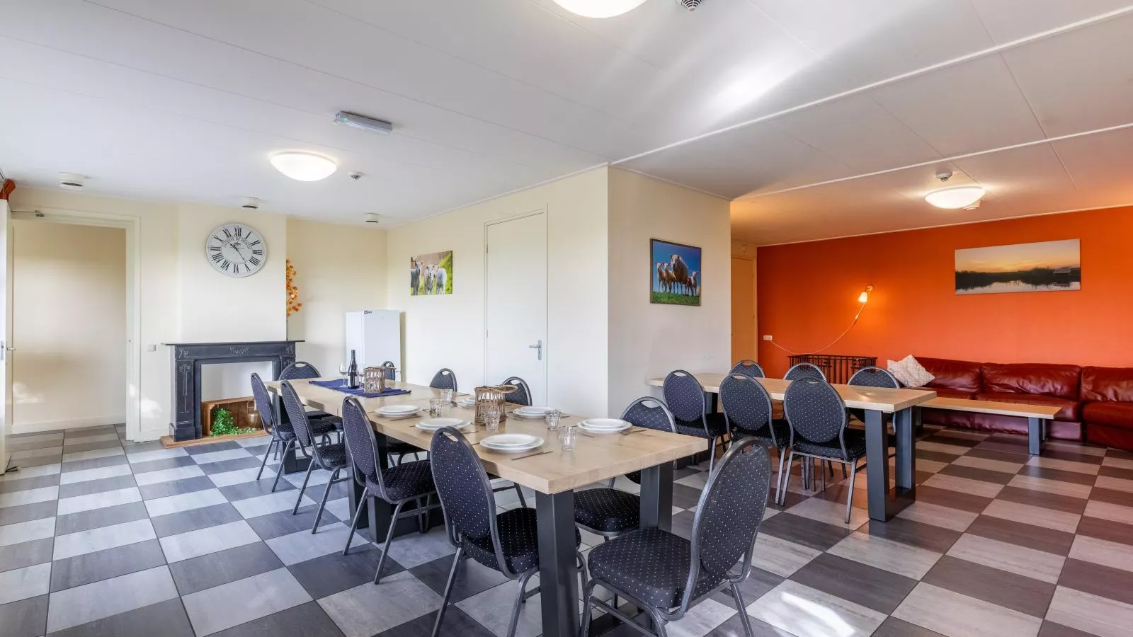 Groep in Friesland-Dining room