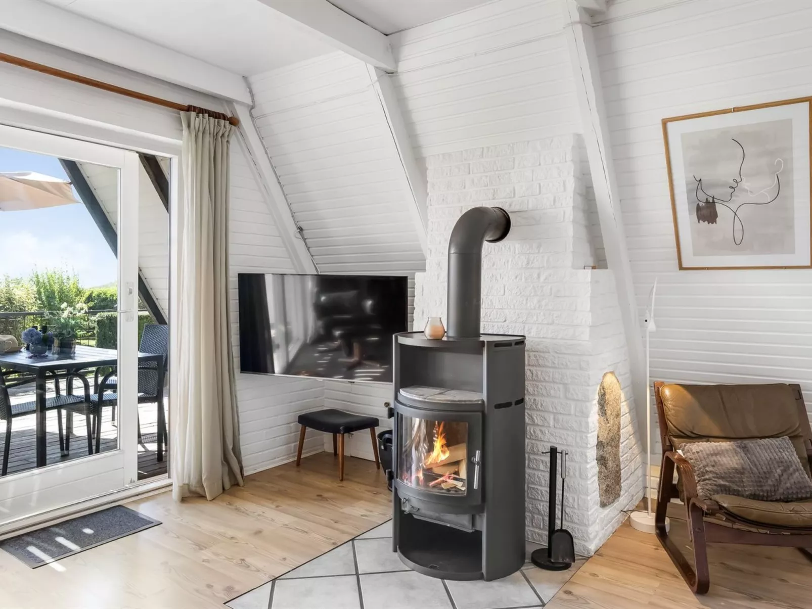 "Murtuz" - 50m from the sea-Drinnen