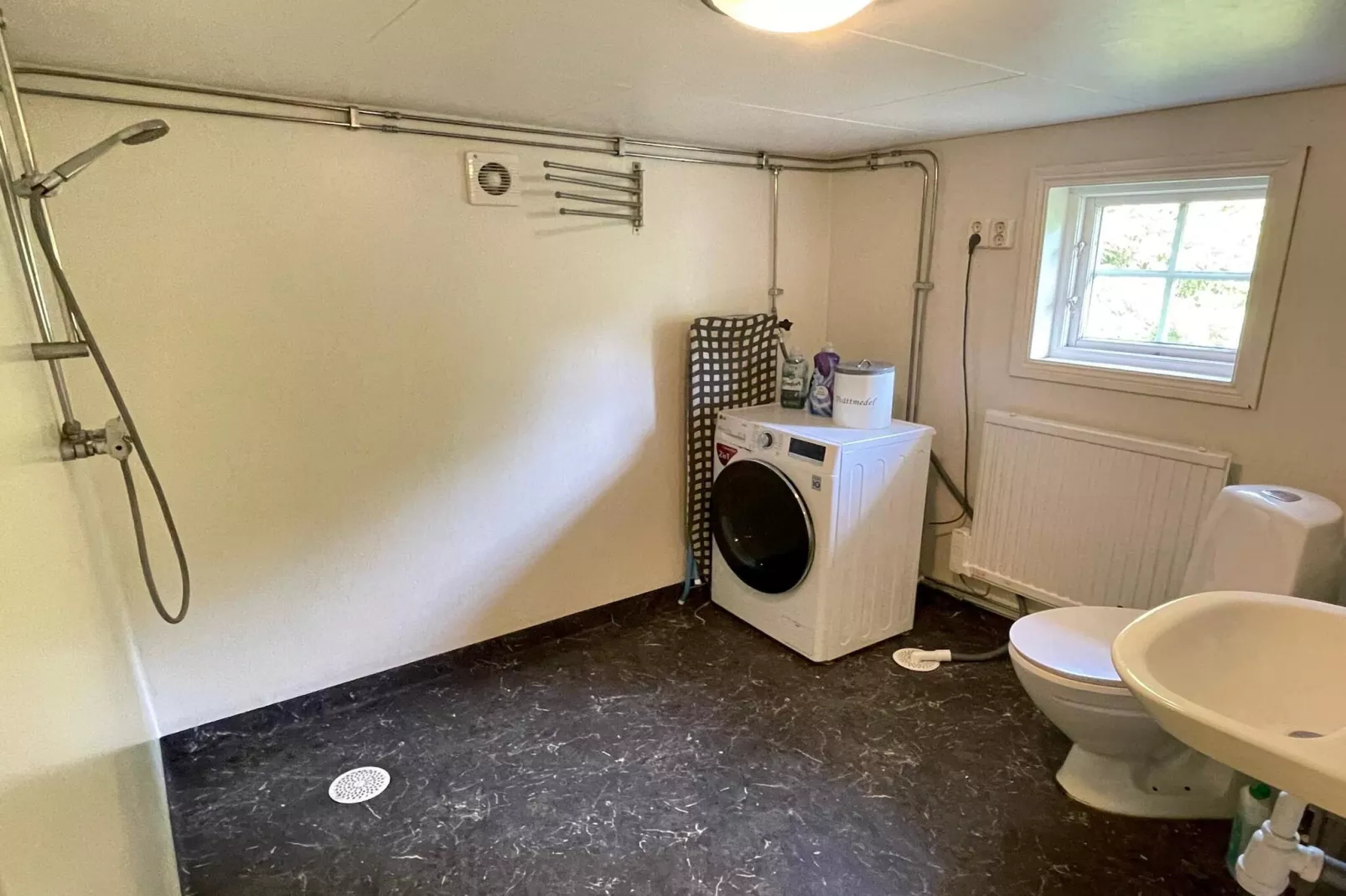 5 person holiday home in Immeln-Indoor