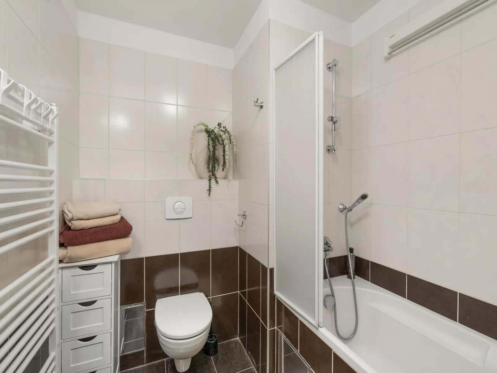 Resident Harrachov B-Drinnen