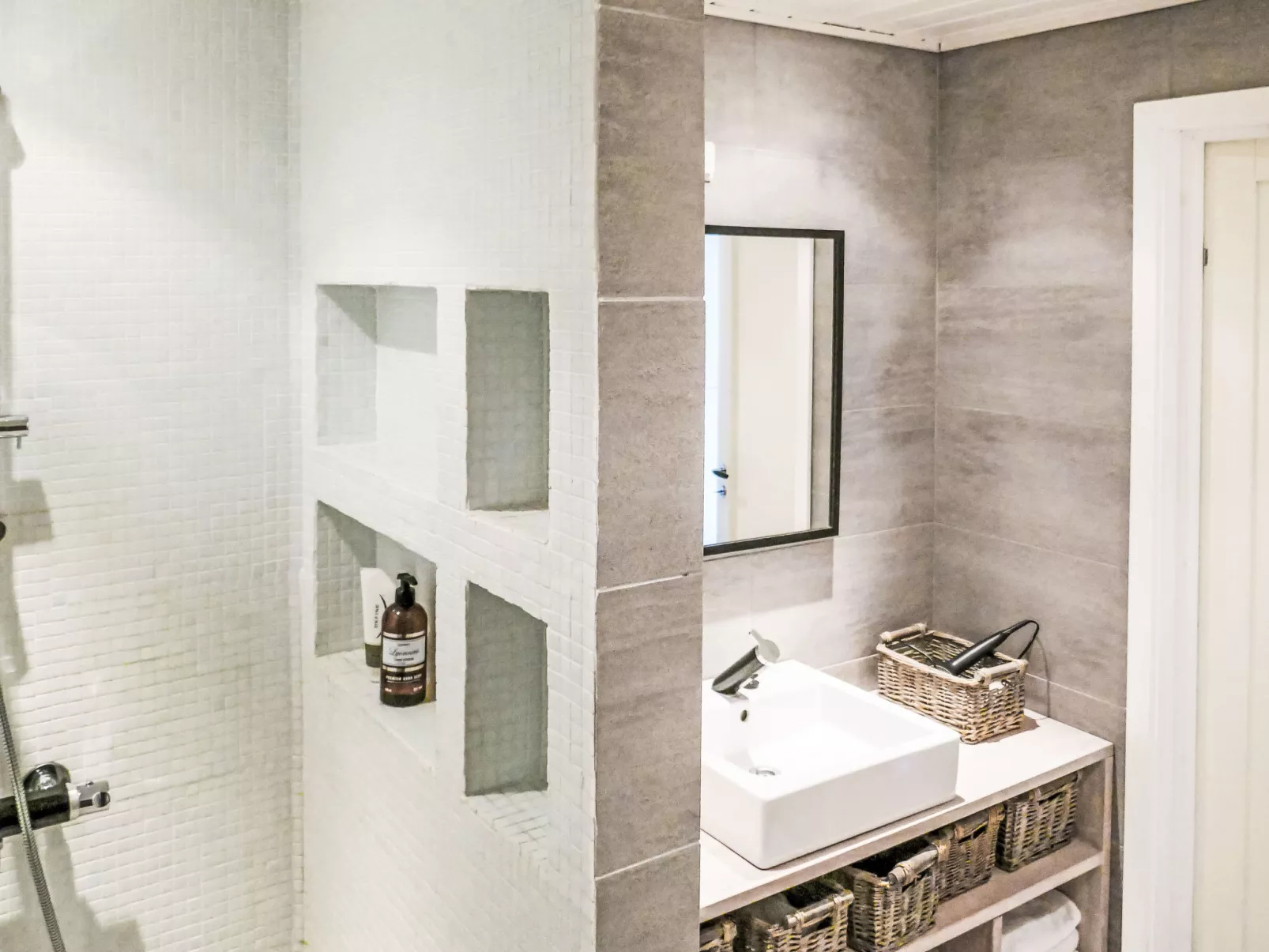 Lauvlid Cottage-Drinnen