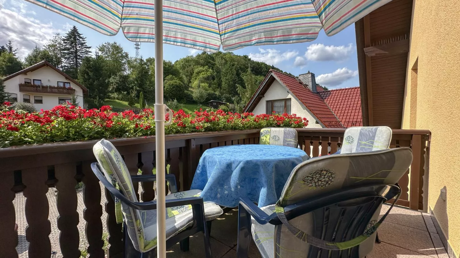 Am Tennelberg-Terrace balcony