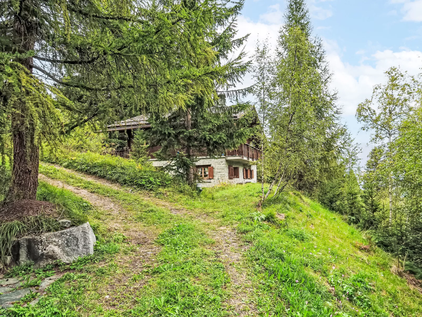 Rodas Soura 5-Draußen