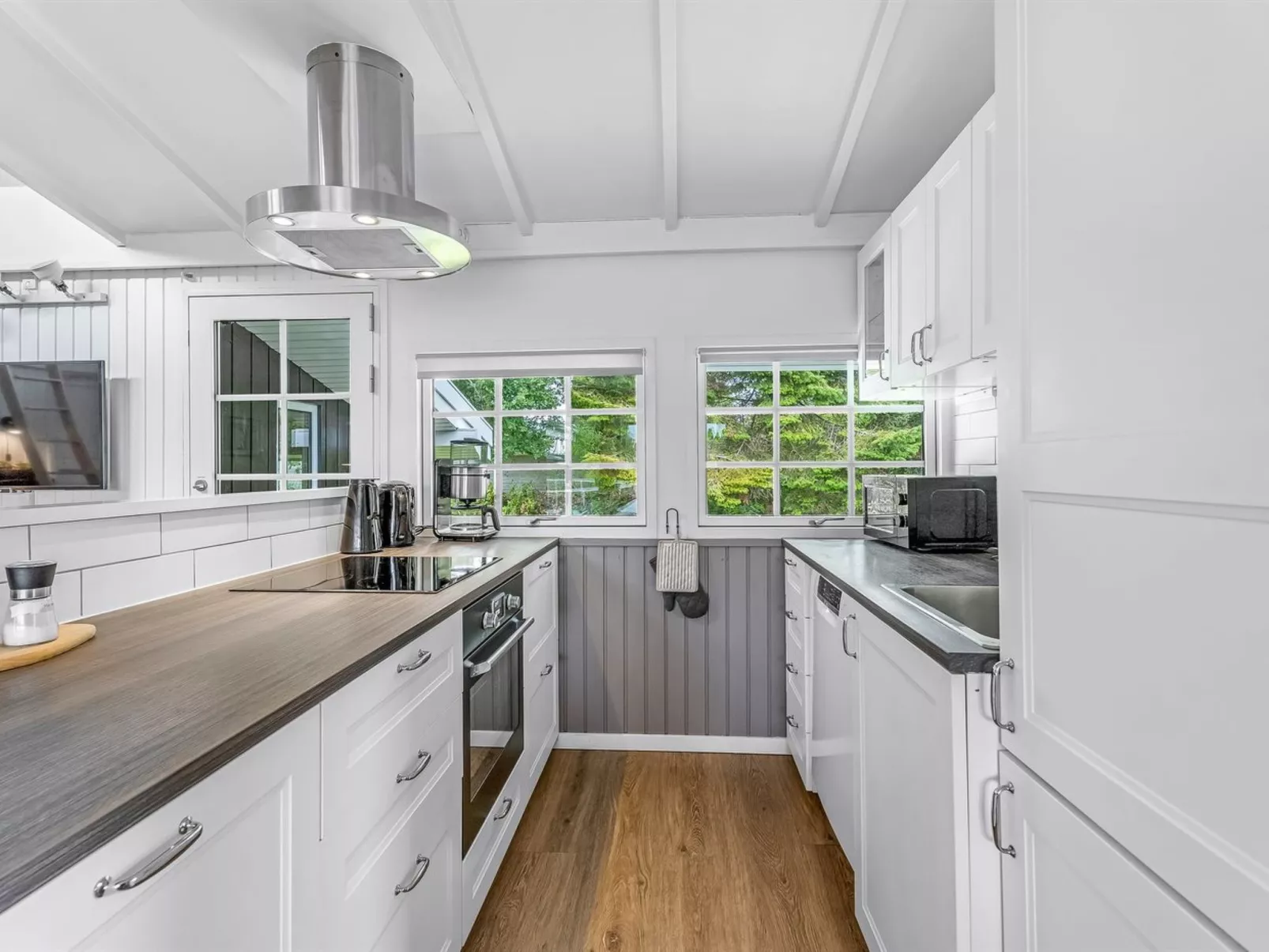 "Effy" - 600m from the sea-Drinnen