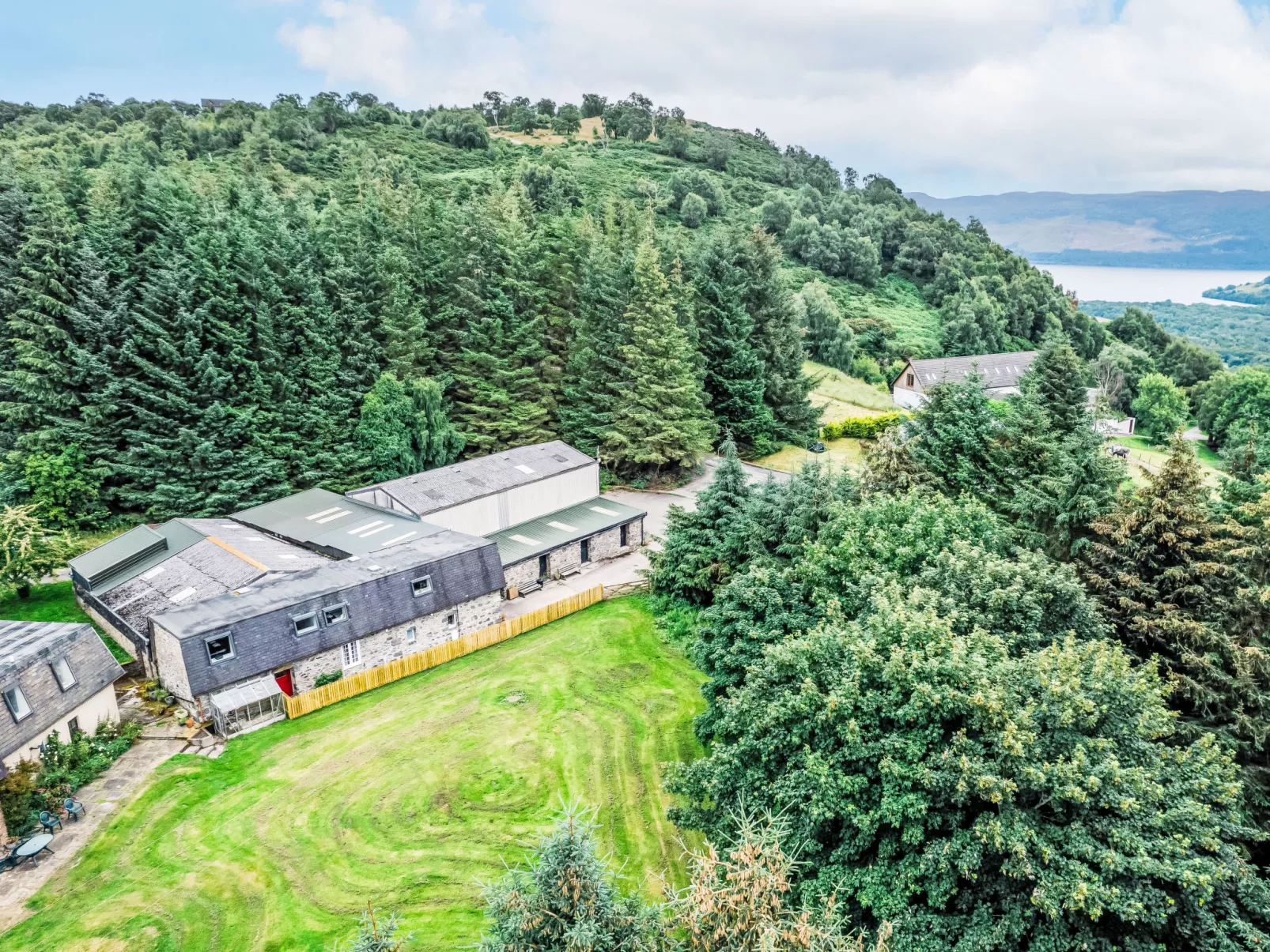 Highland View-Dehors