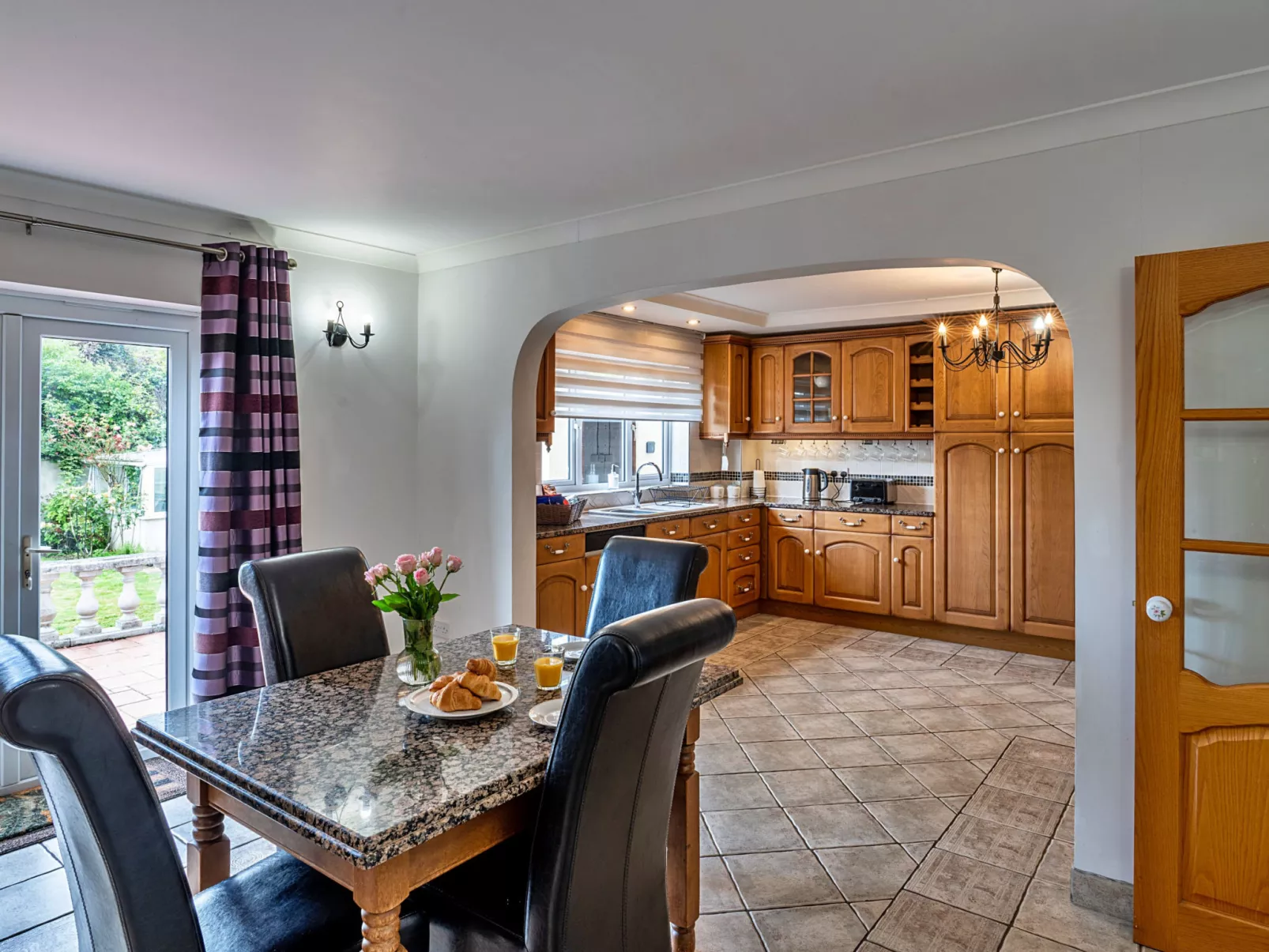 Gratton House-Inside