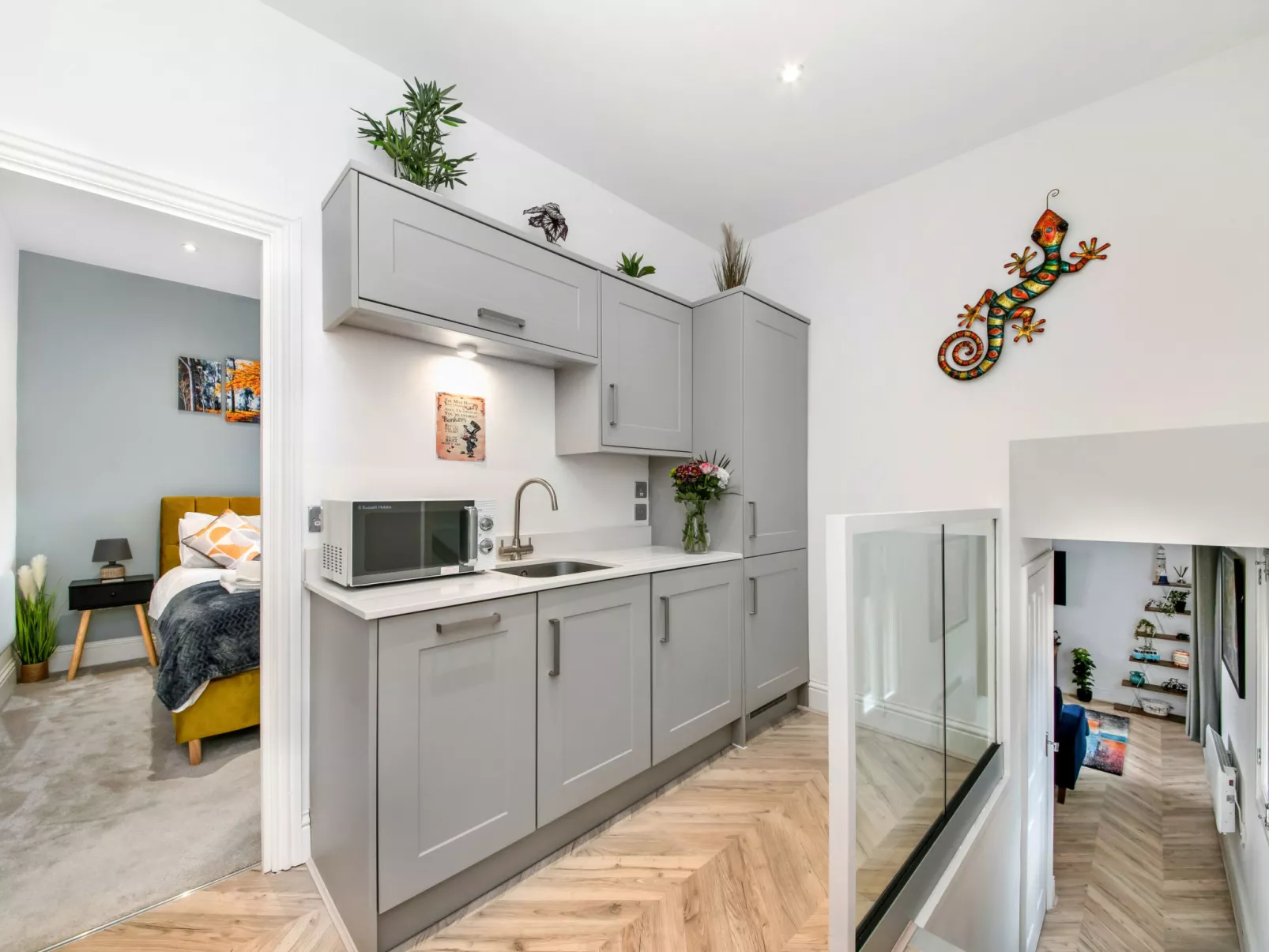 The Bank House-Drinnen