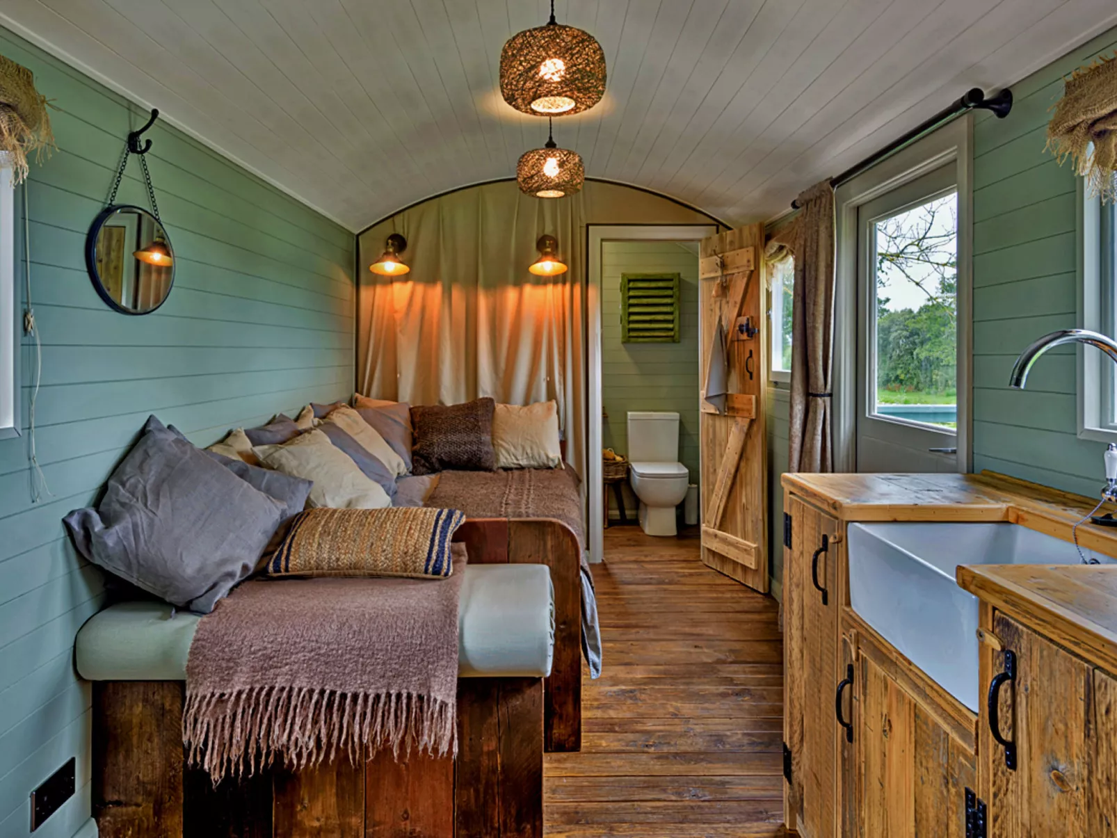 'Joan' Shepherds Hut-Dedans