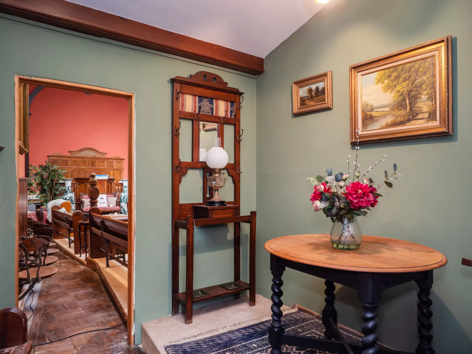 The Old Sunday School & Vestry-Dedans