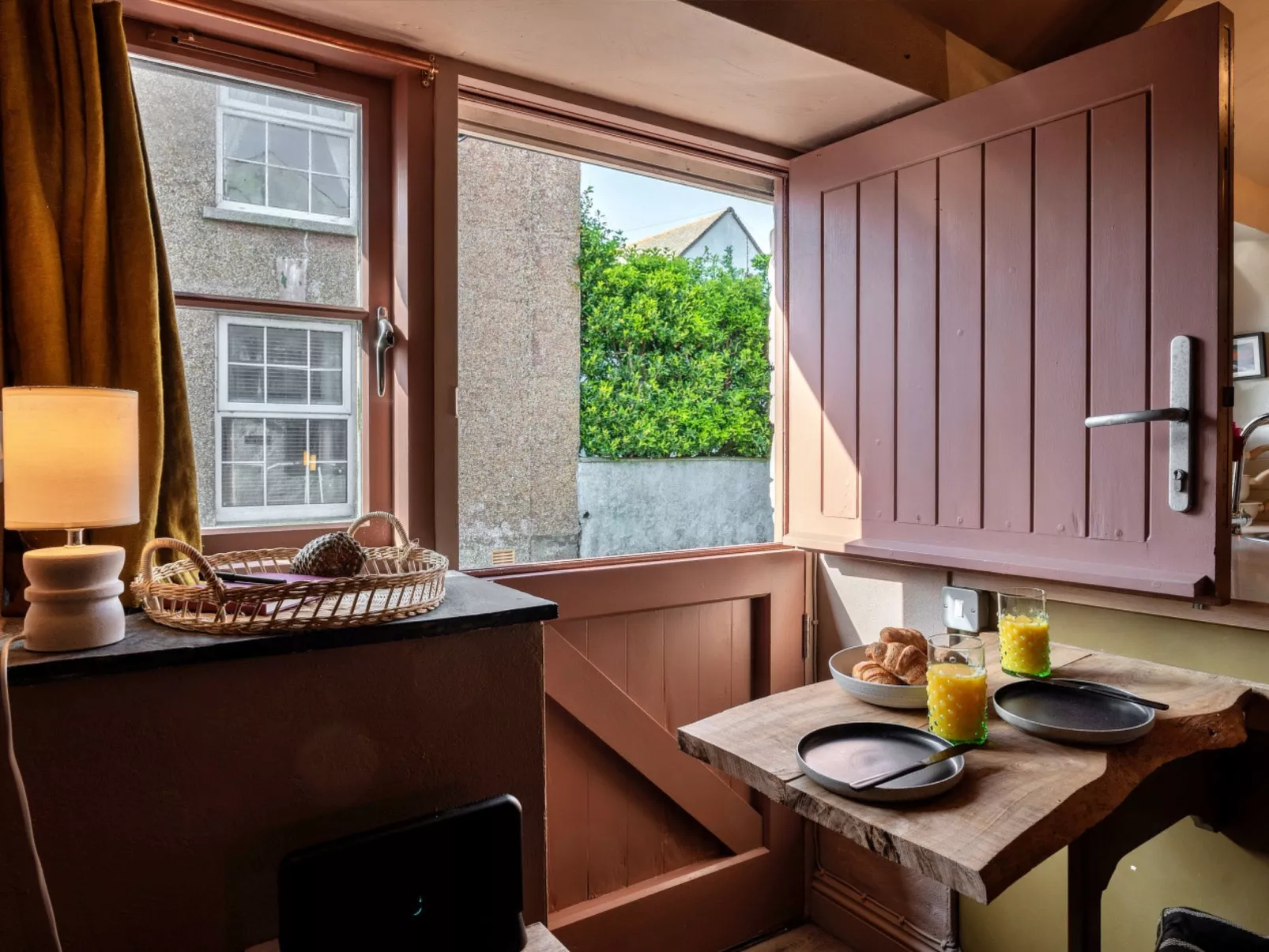 Penn an Vownder-Inside