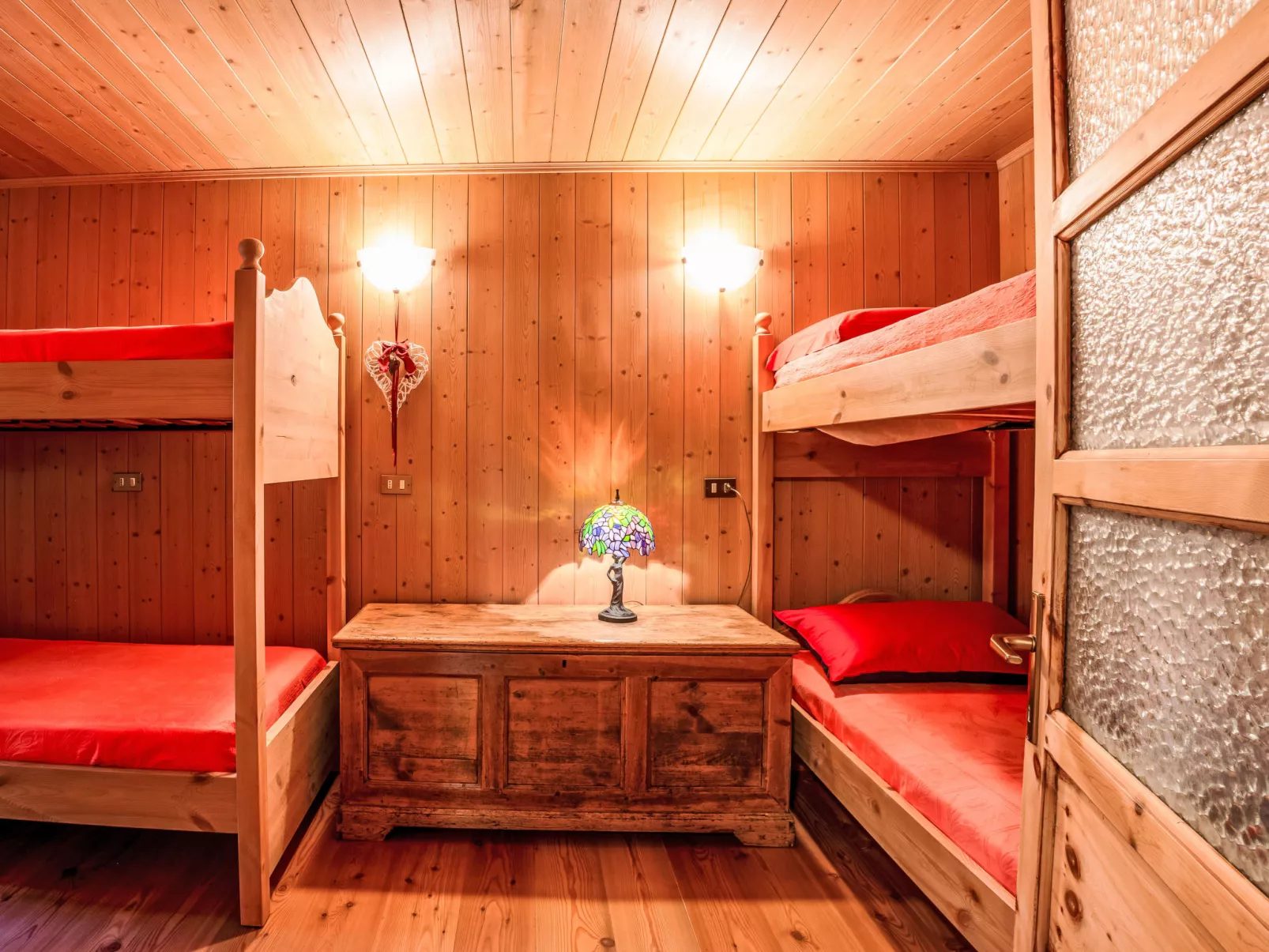 Pozzaglio Mountain Home-Dedans