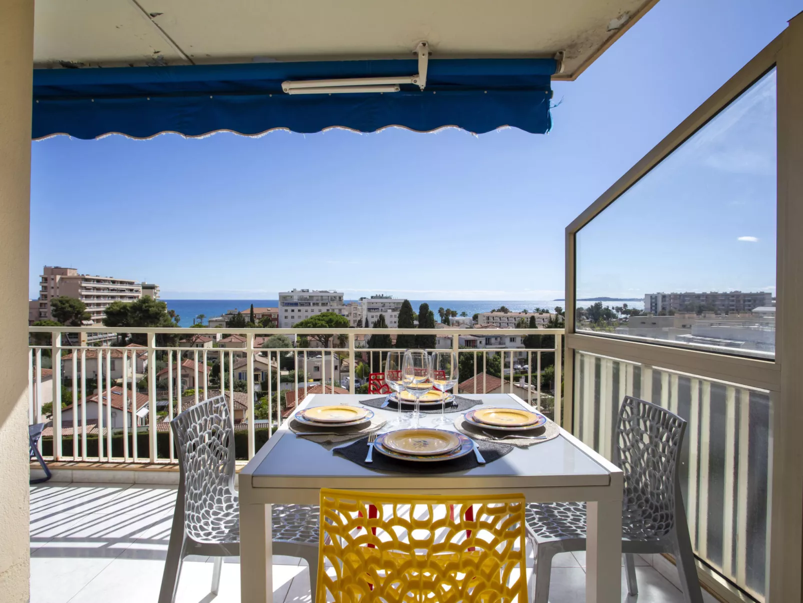 Azur Paradis-Draußen