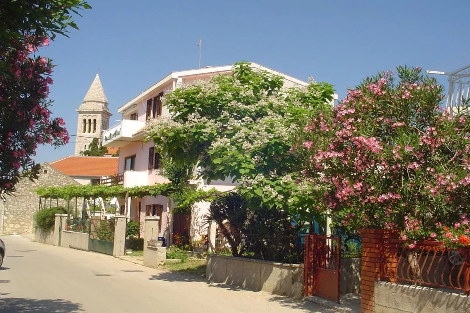 Apartments A&N Pakoštane - One Bedroom Apartment with Sea View and Balcony (A1)-Outdoor