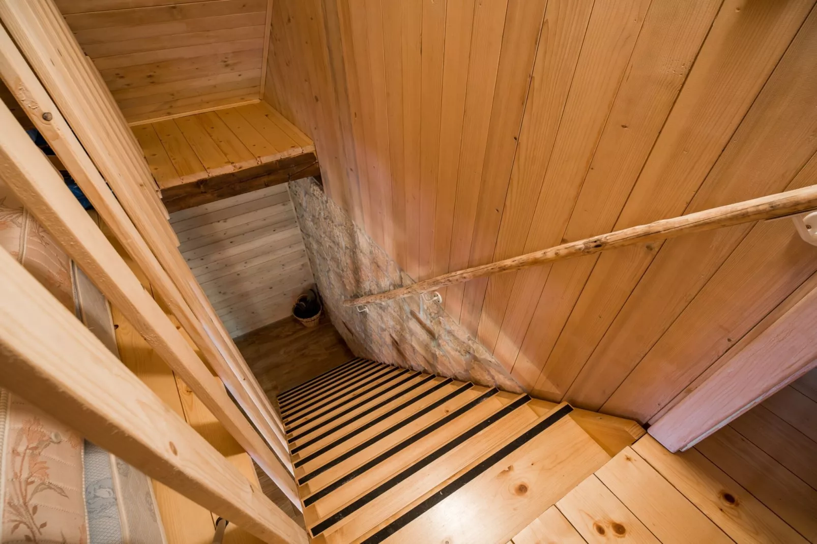 Serene Rustic Haven Holiday Home with Sauna - Two Bedroom Holiday Home with Sauna-Stairs