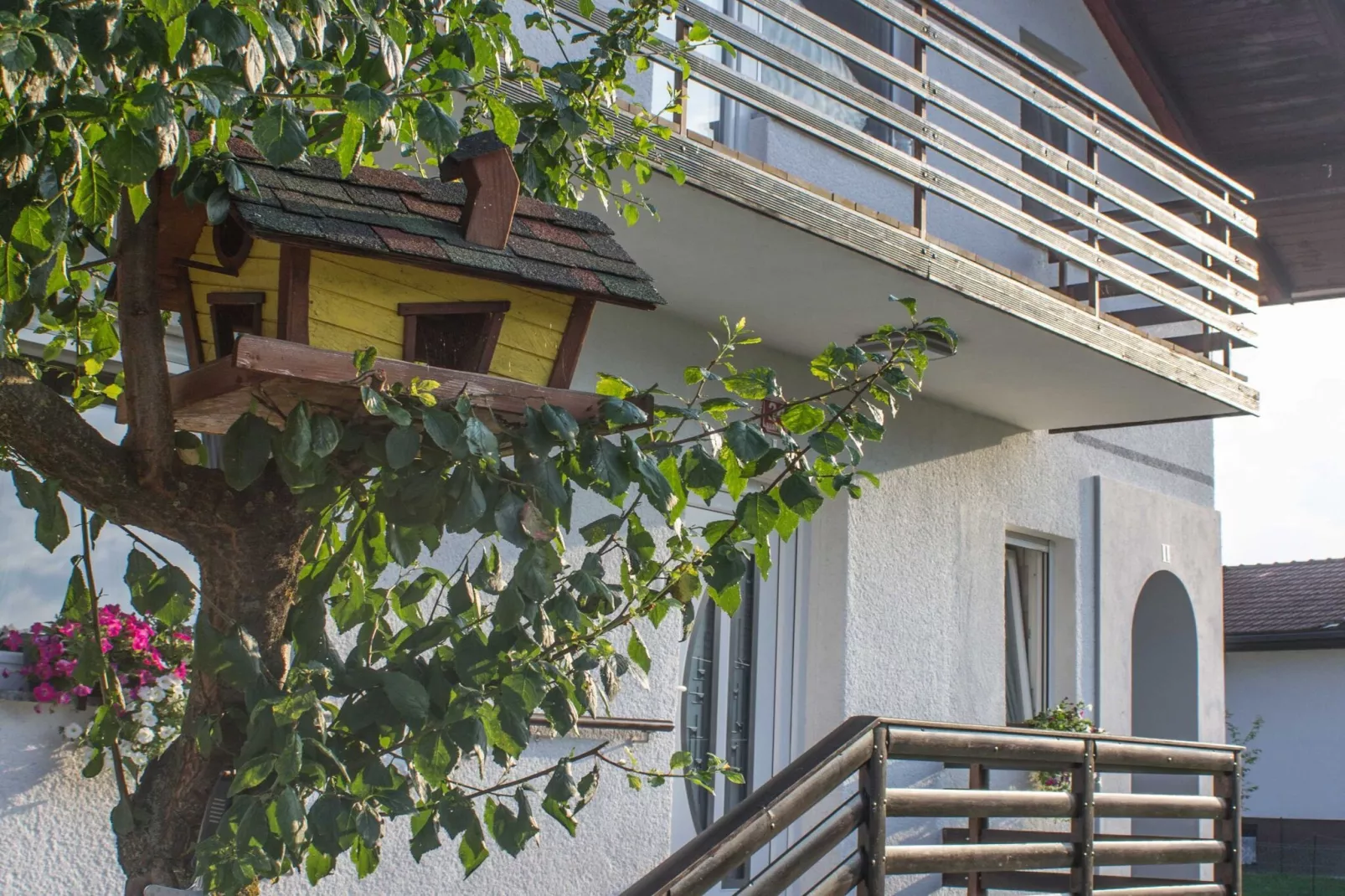 Cozy Holiday Home with Garden, BBQ, and Outdoor Dining Area in Rečica ob Savinji - Two Bedroom Apartment-Im Freien