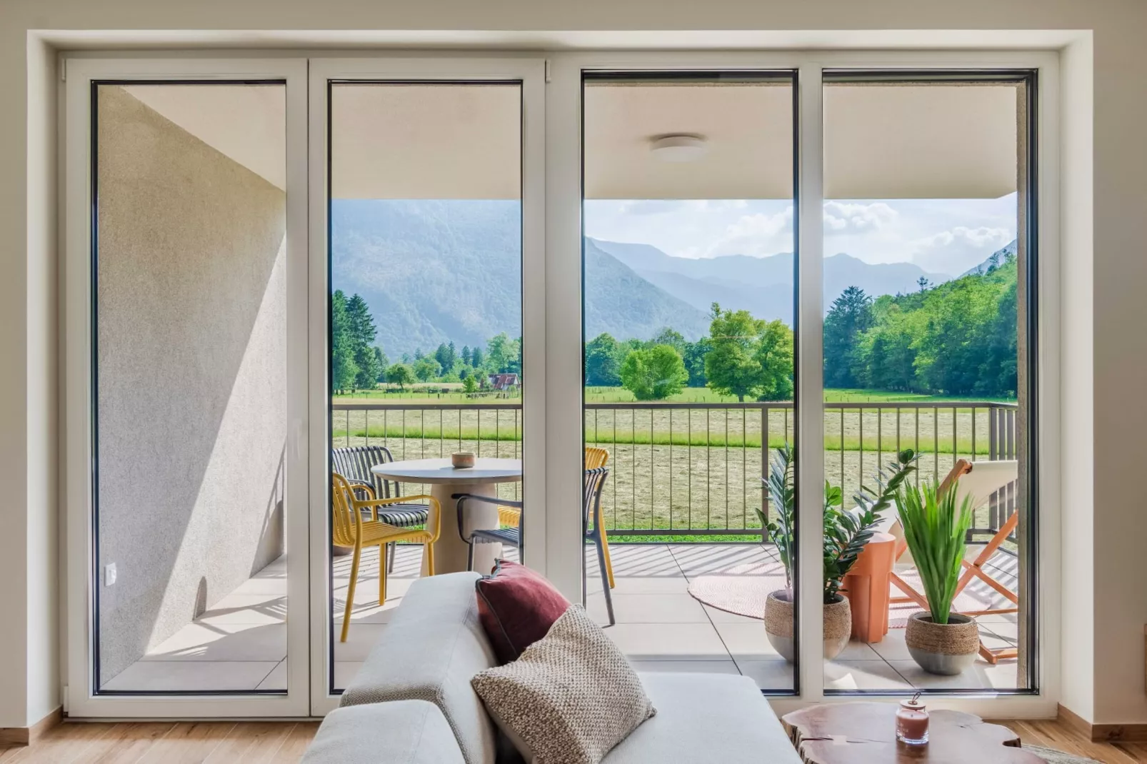 Bovec Chic Apartment with Sauna - One Bedroom Apartment with Balcony