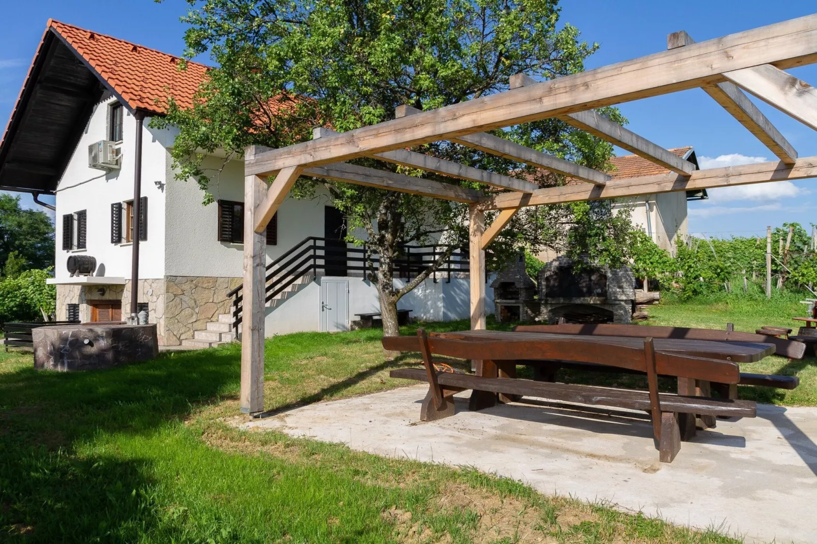 Hillside Haven Holiday Home with Sauna and Hot-Tub - One Bedroom Holiday Home with Sauna and Hot-Tub-Extérieur