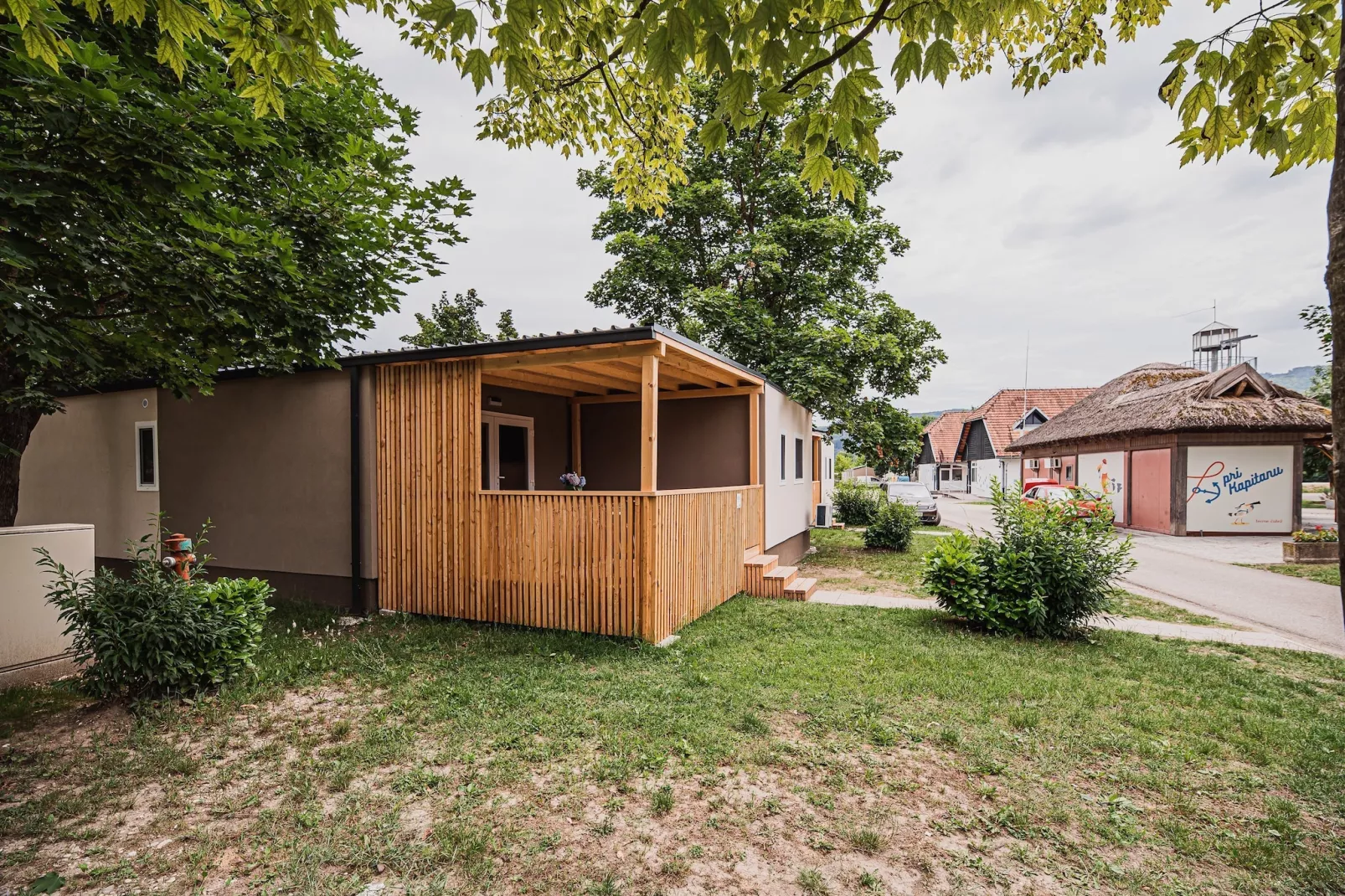 Lake Serenity Premium Mobile Homes with Thermal Riviera Tickets - Three Bedroom Mobile Home  15\/027-Extérieur