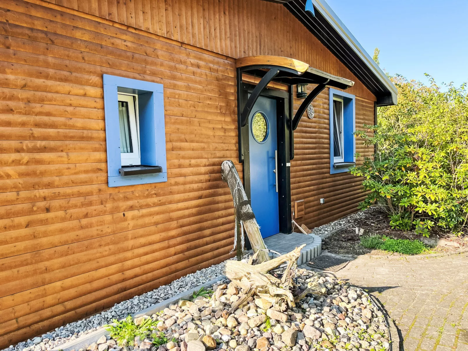 Inselkoje Zwo-Draußen