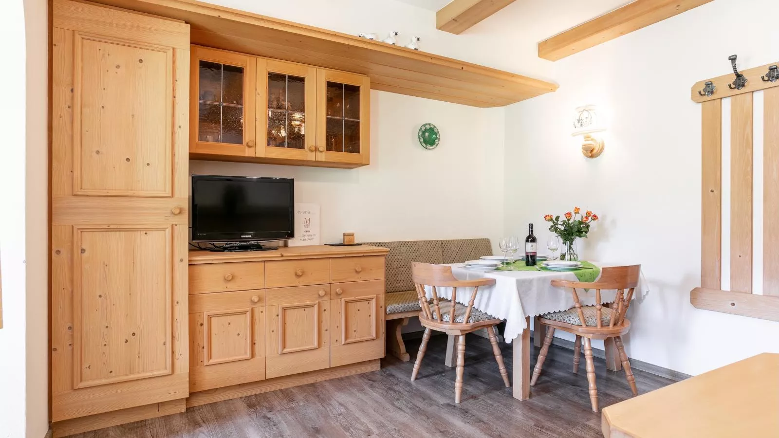 Landhaus Marchfeld Top 4  Top 5-Esszimmer