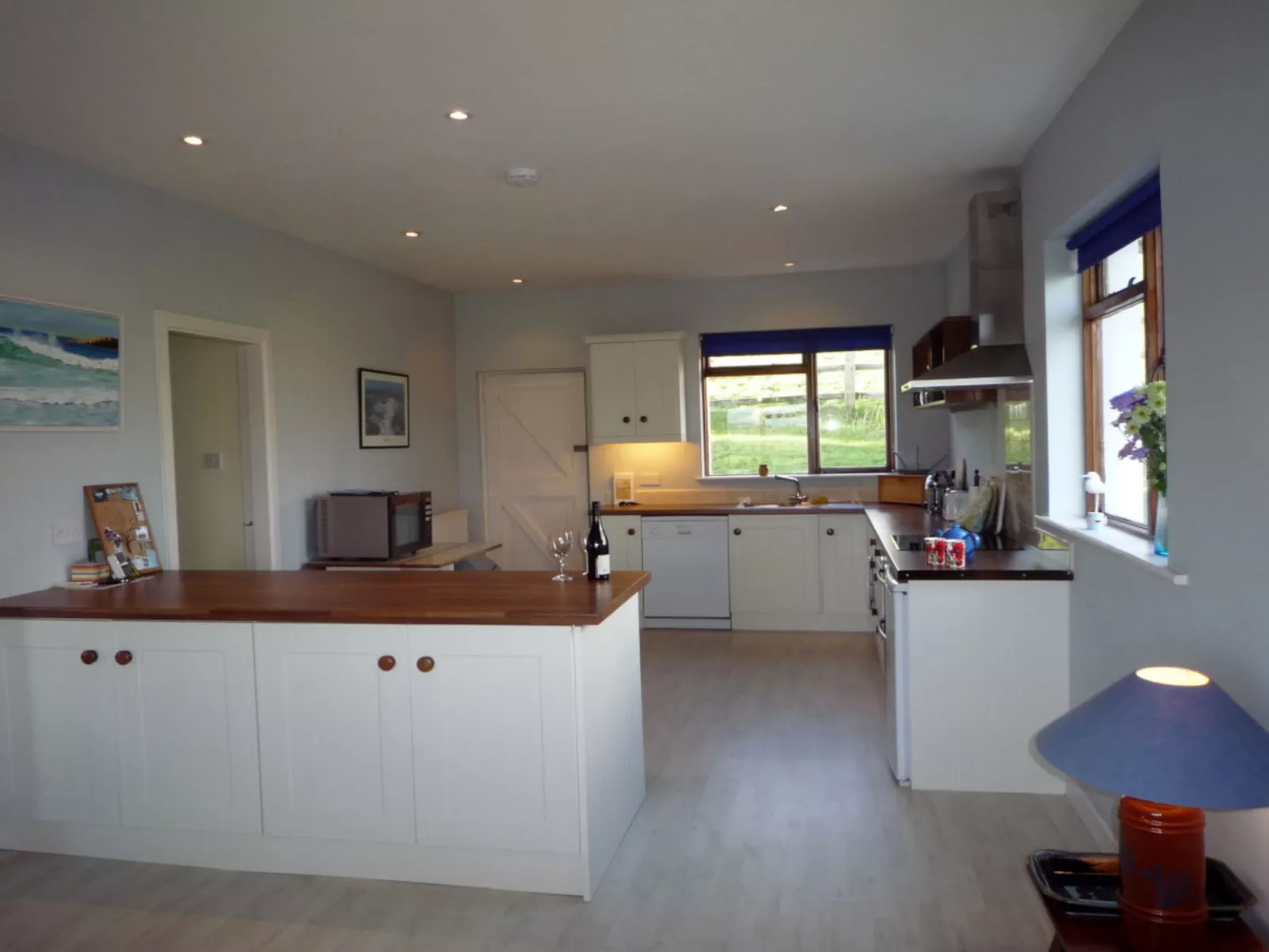 Dingle Bay View (TR2)-Drinnen