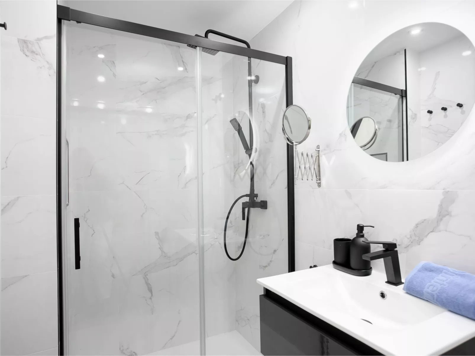 Urban Nest Estepona-Drinnen