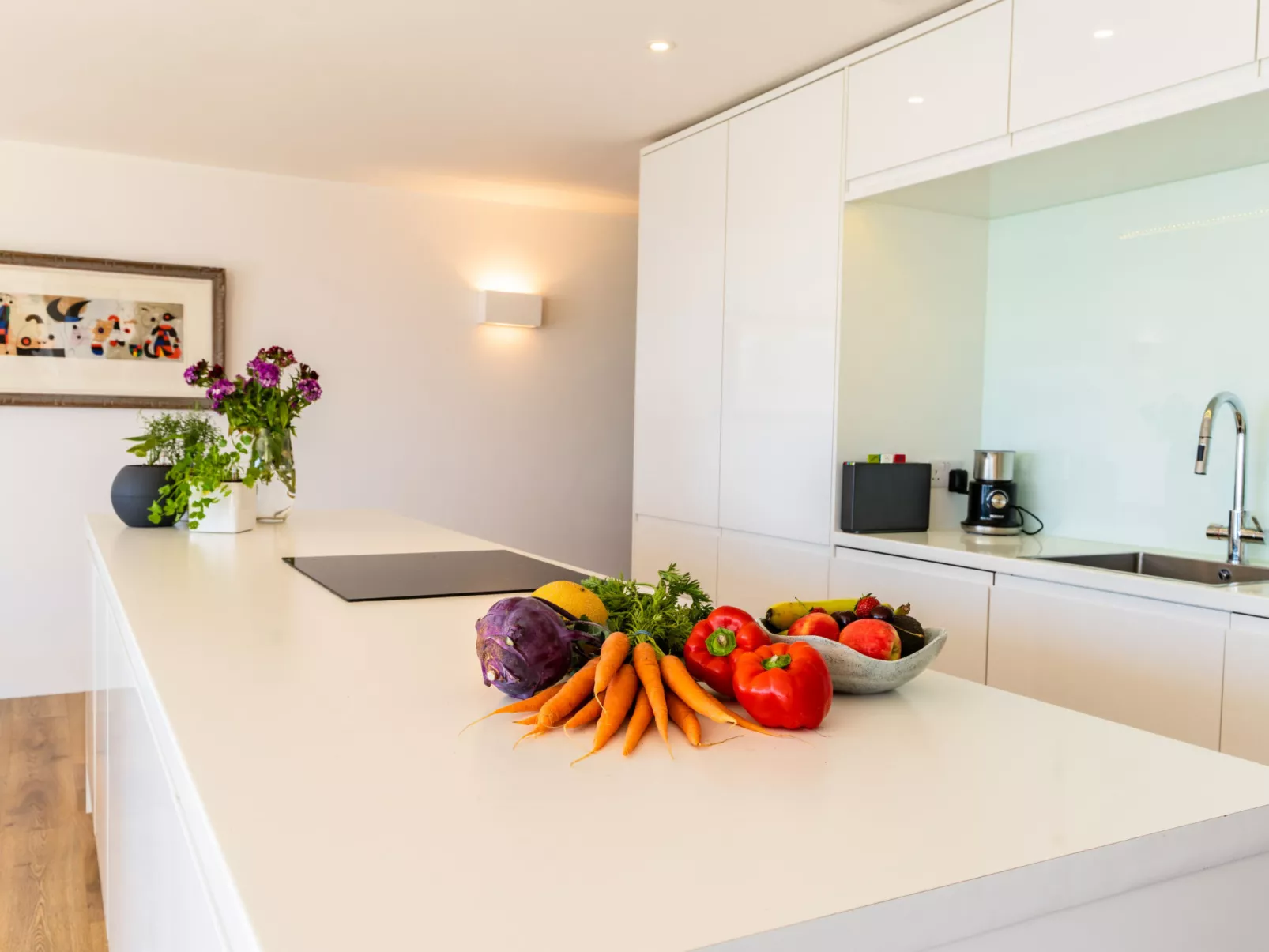 Avalon Sea Views-Dedans