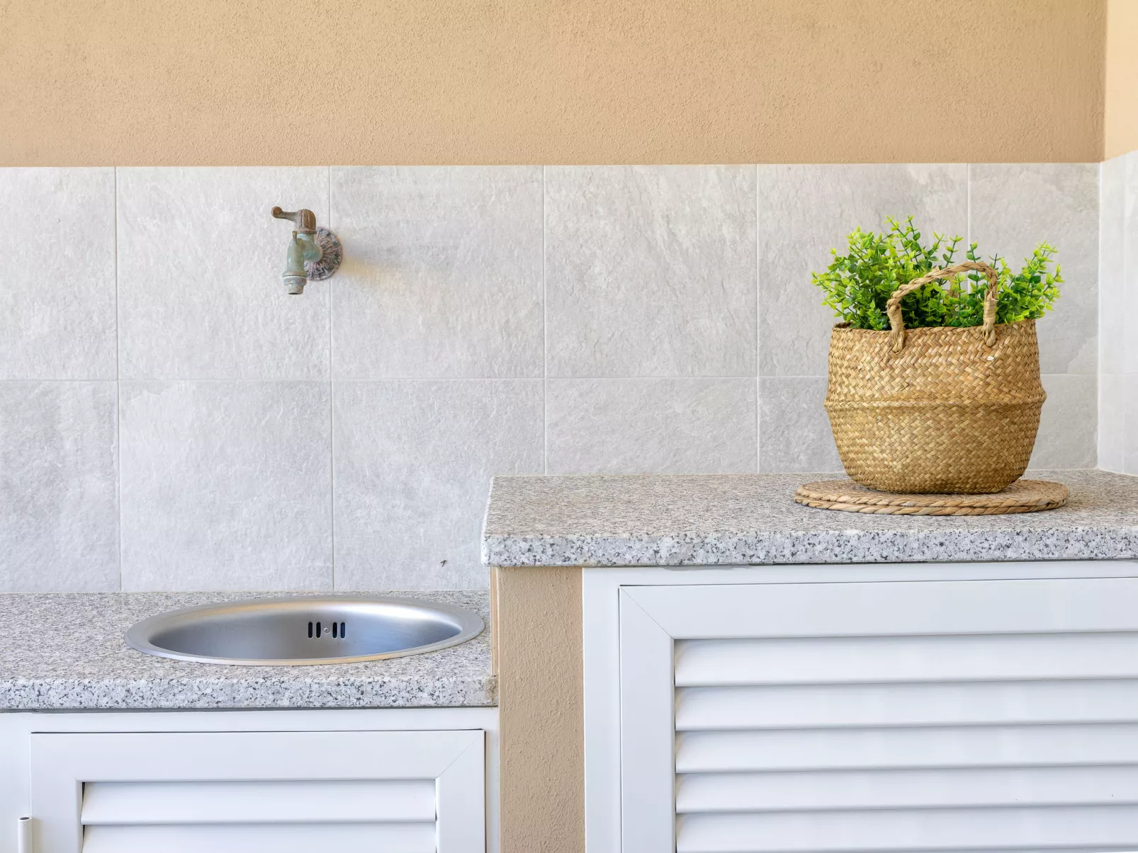 Granello di sole-Dehors