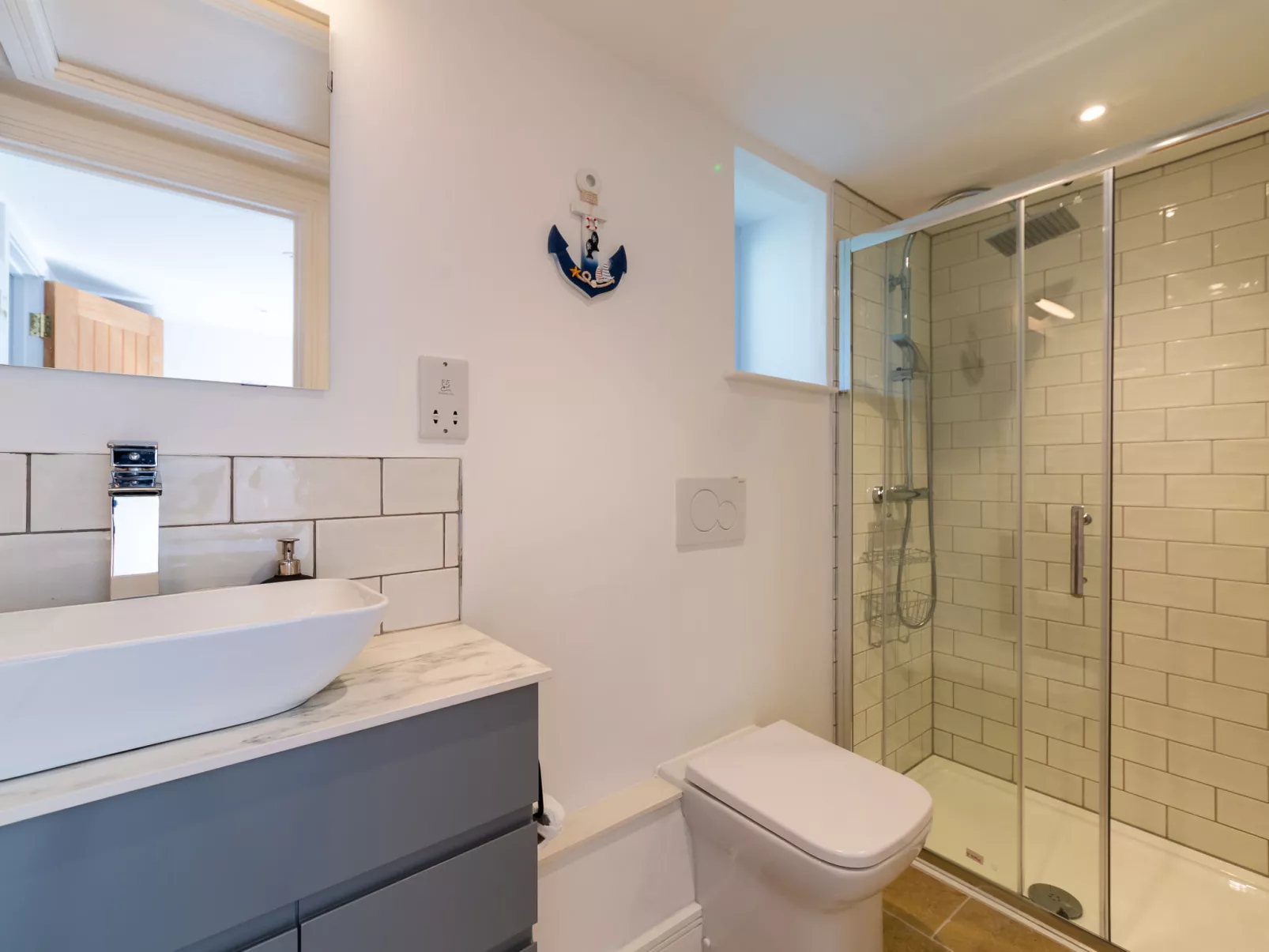 Shanty Cottage-Dedans