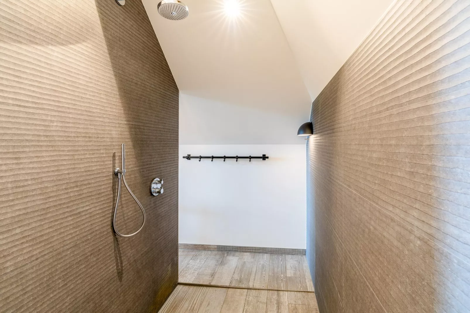 Villa Buytenplaats 183-Bathroom