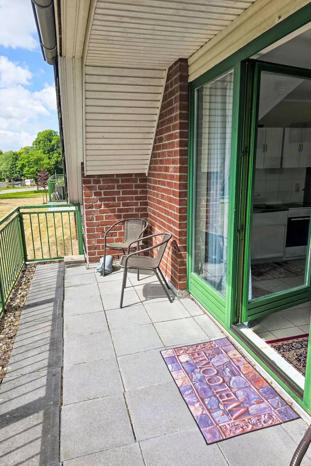 Wariner Straße-Draußen