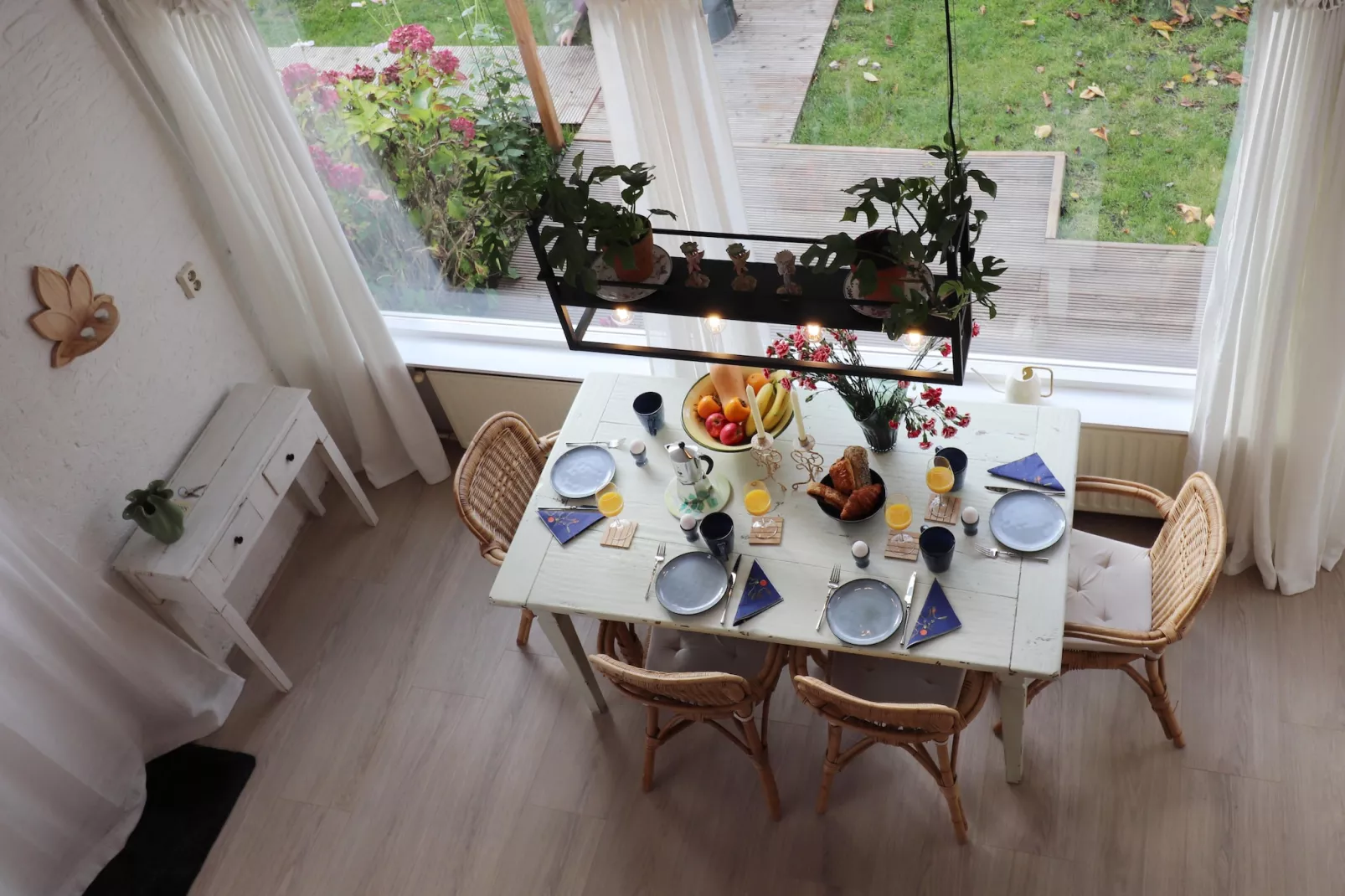 Casa Divera-Dining room